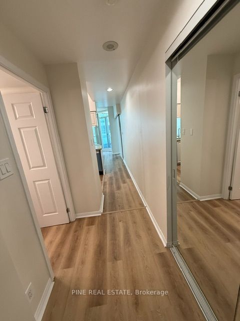 Unit 1119 - 230 Queens Quay, Toronto 3