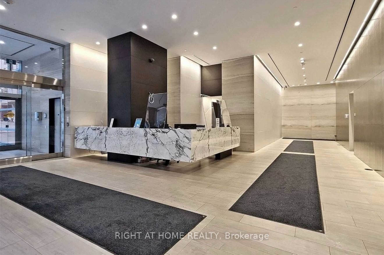 Unit 4307 - 7 Grenville Street, Toronto 3