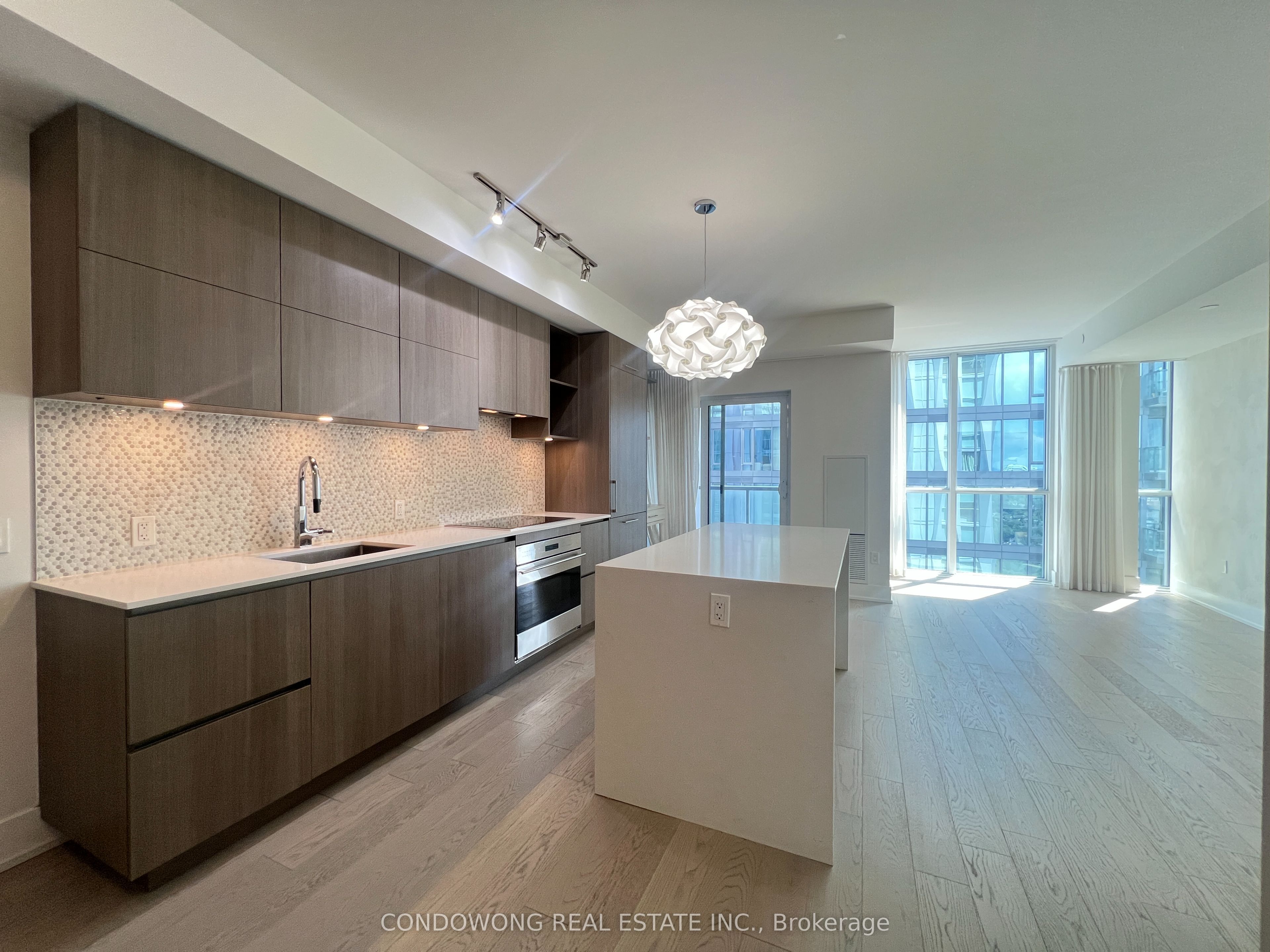 Unit 3801 - 1 Yorkville Avenue, Toronto 2