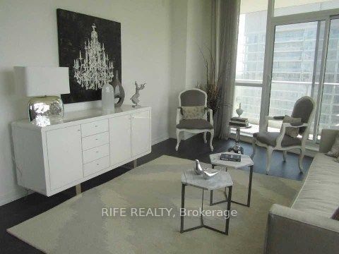 Unit 2106 - 70 Forest Manor Road, North York 5