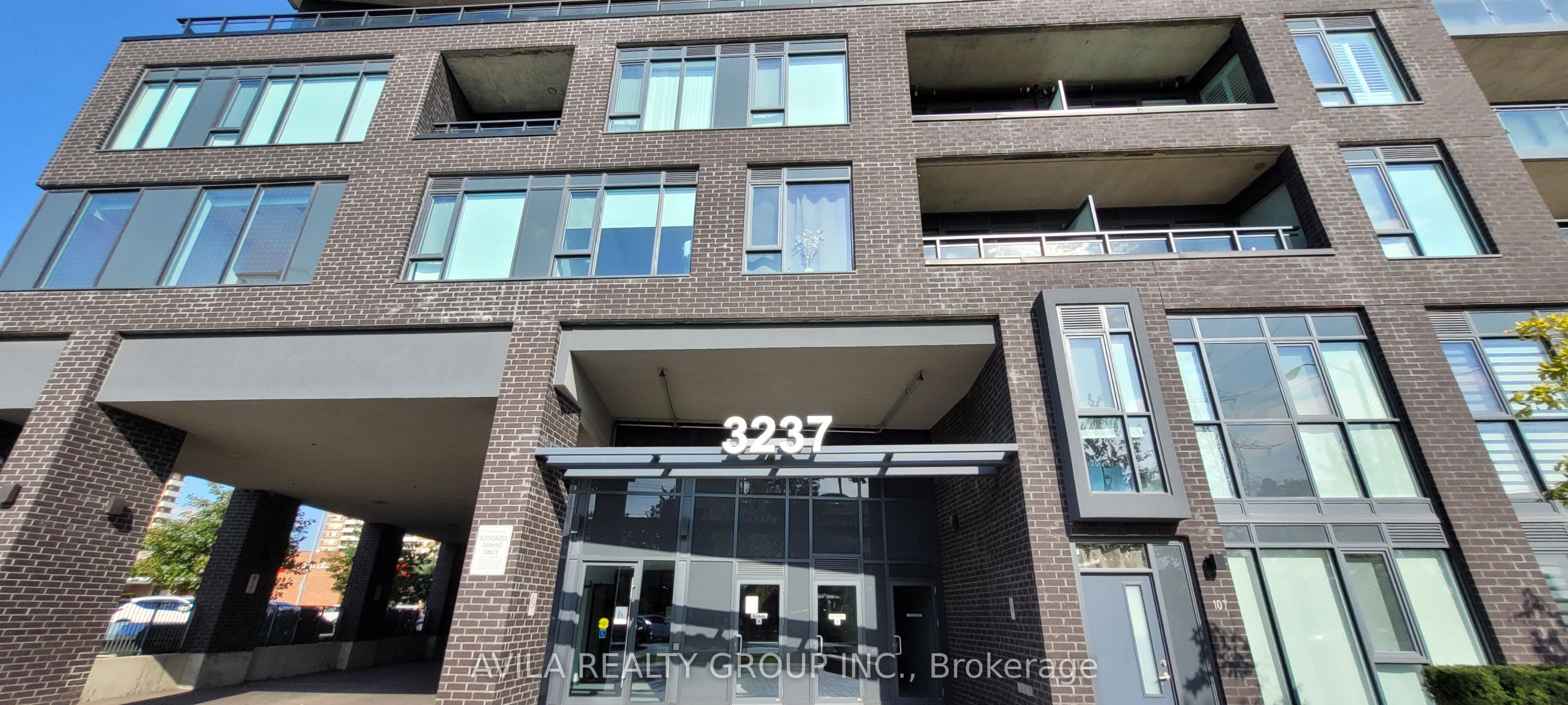 Unit 1108 - 3237 Bayview Avenue, North York 2