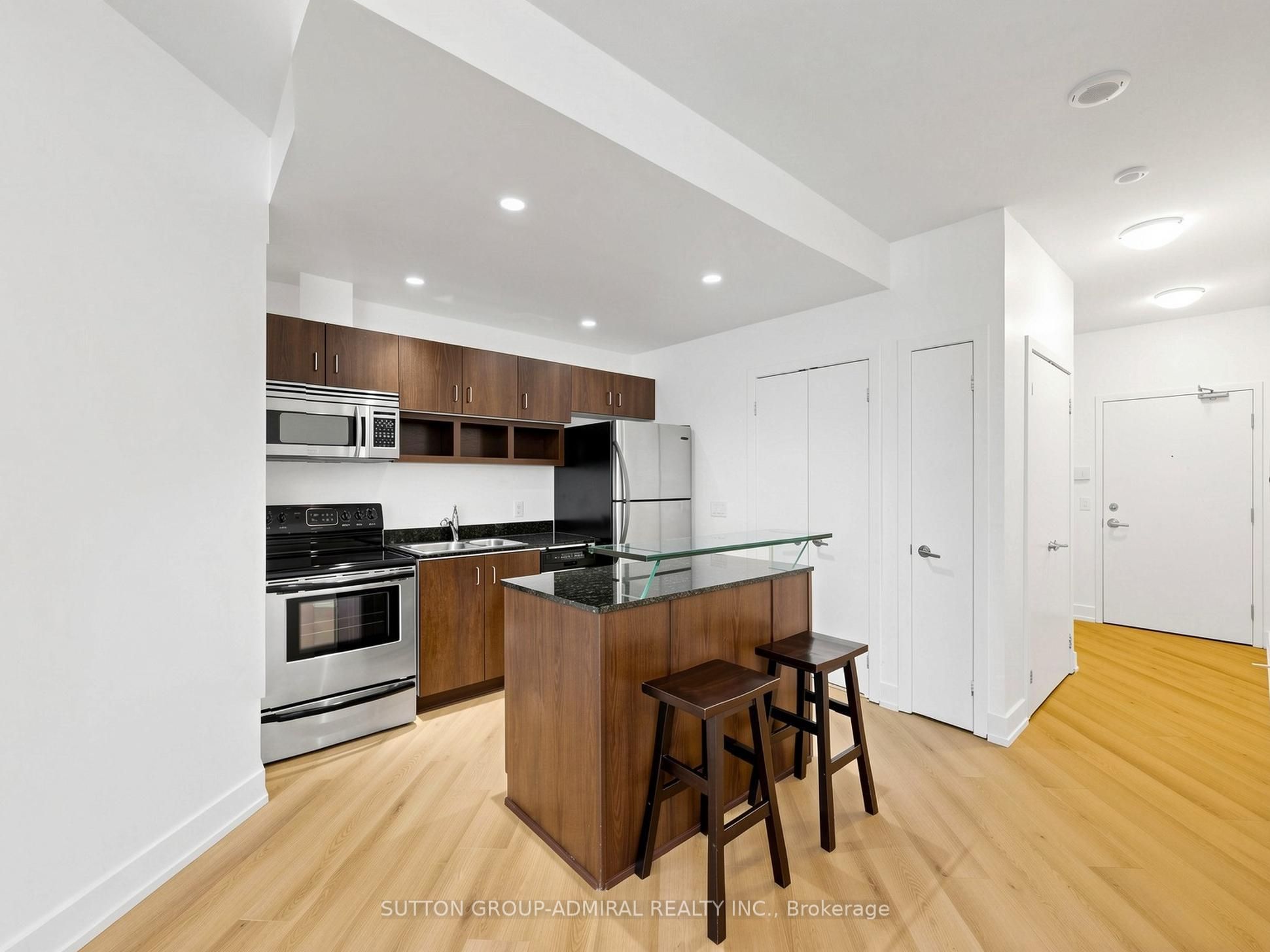 Unit 1410 - 218 Queens Quay W, Toronto 5