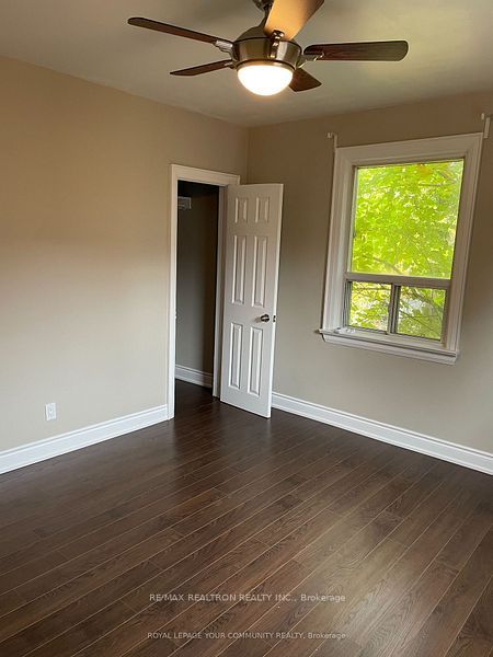 Unit Main - 277 Bogert Avenue, North York 5