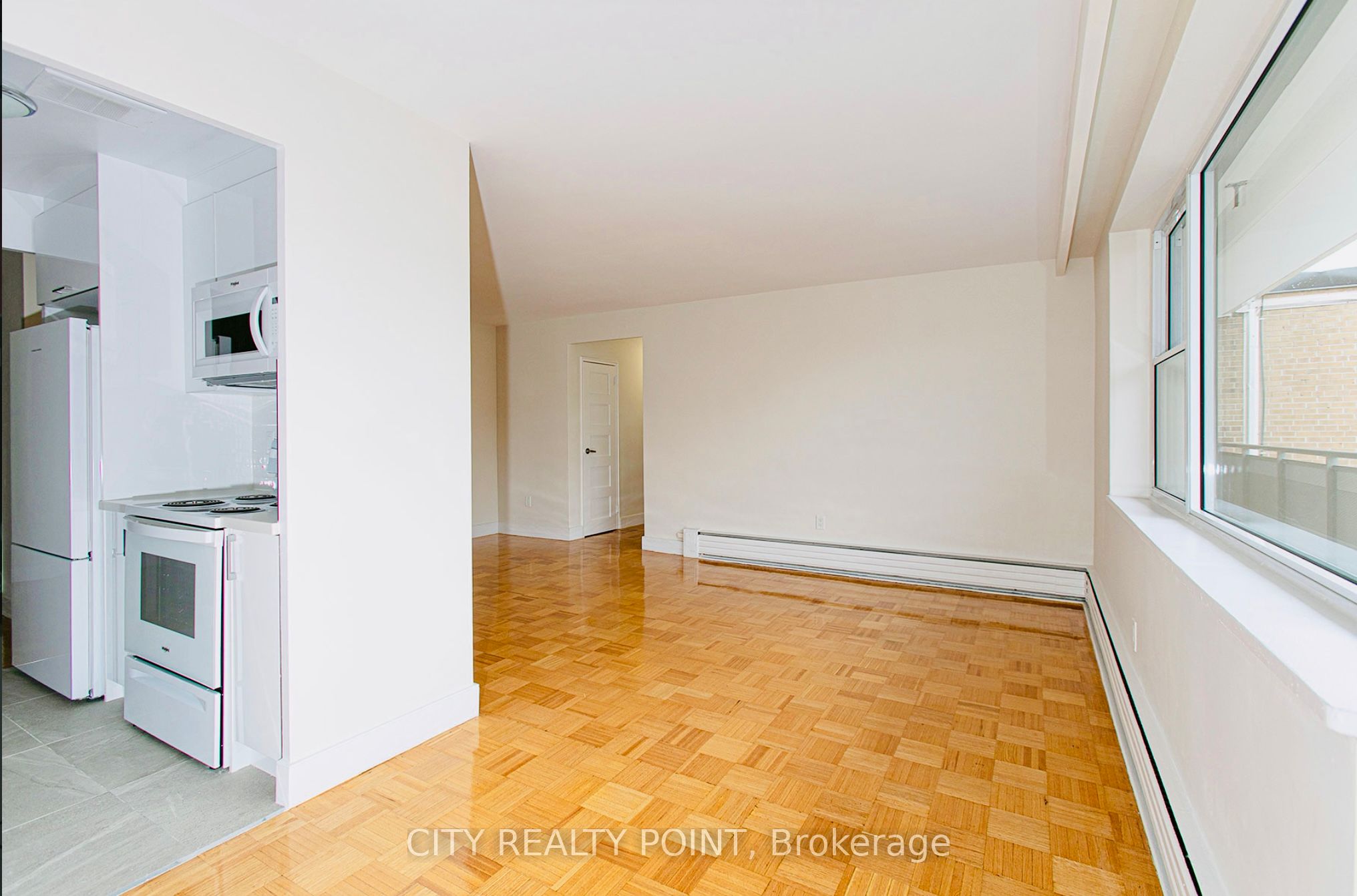 Unit 601 - 2 Grandstand Place, Toronto 3