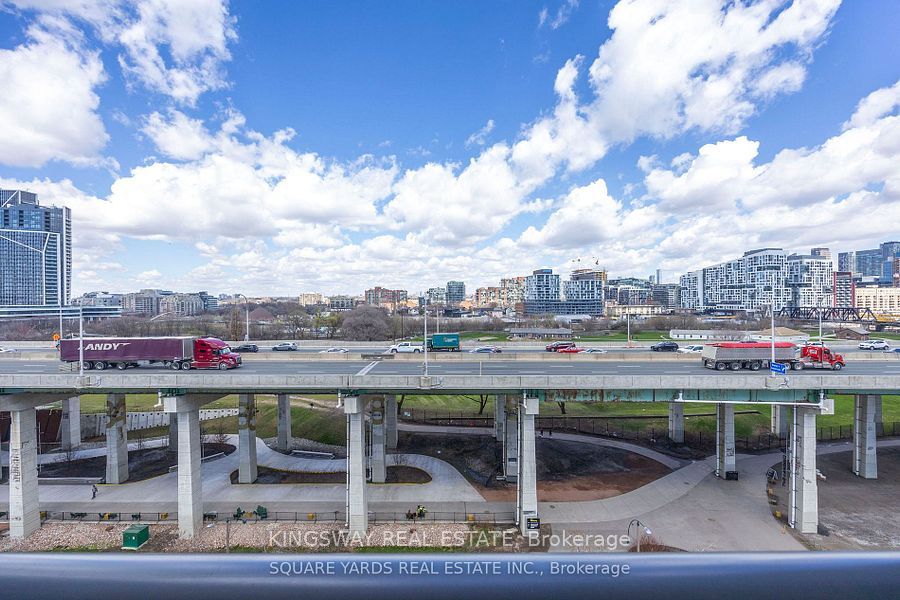 Unit 1062 - 209 Fort York Boulevard, Toronto 5