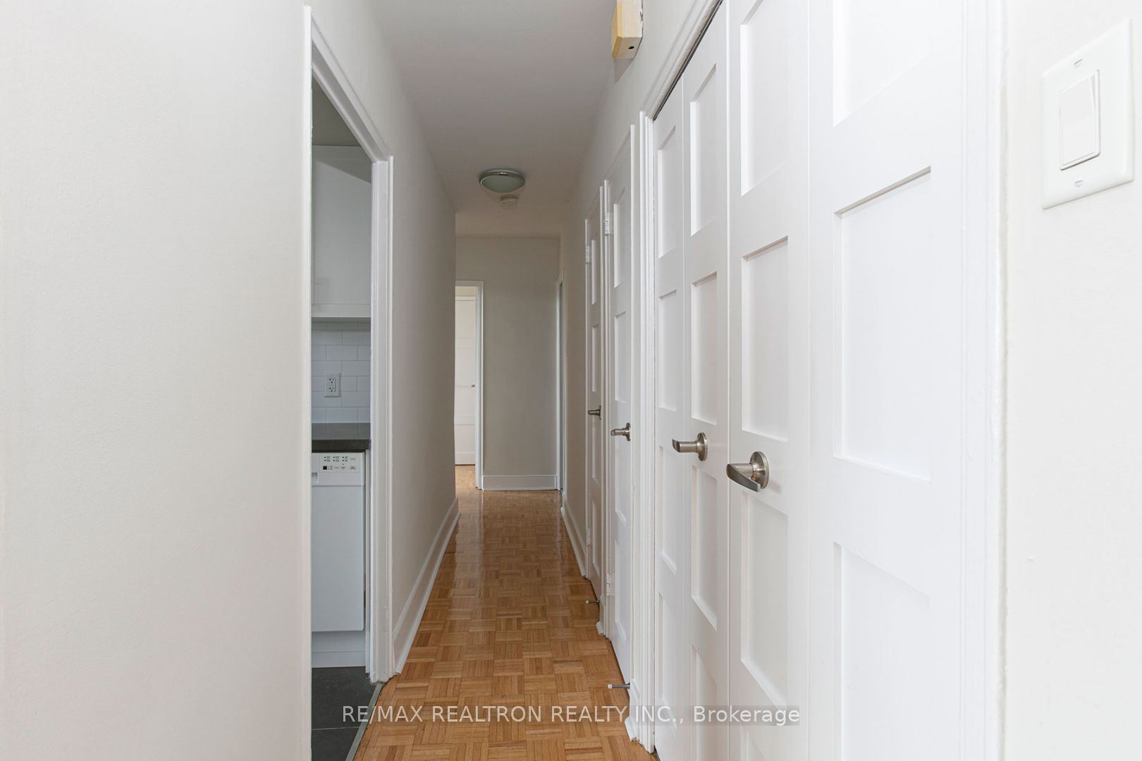 Unit 206 - 485 Huron Street, Toronto 3
