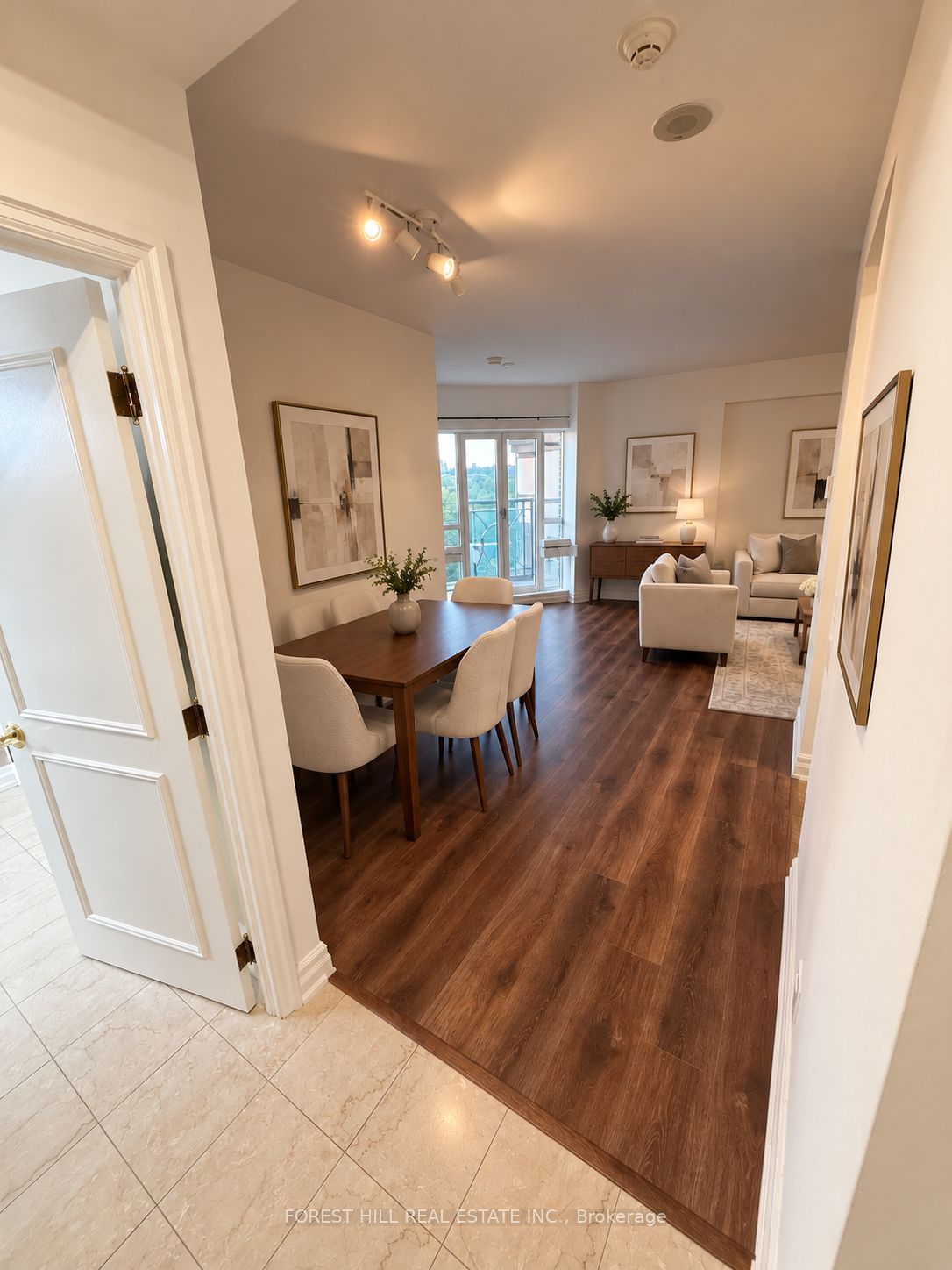 Unit 802 - 38 Avenue Road, Toronto 3