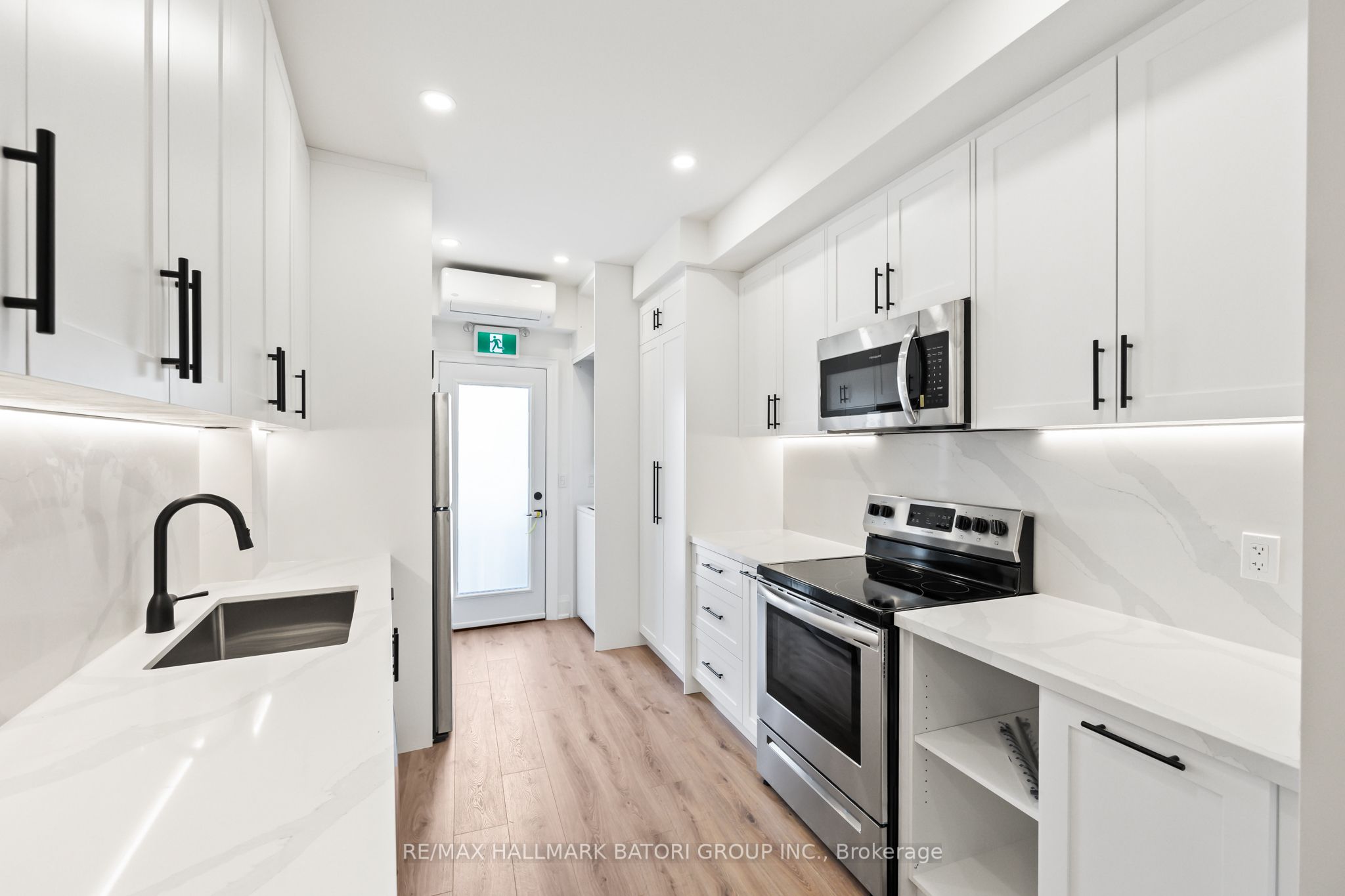Unit 2 - 18 Keewatin Avenue, Toronto 5
