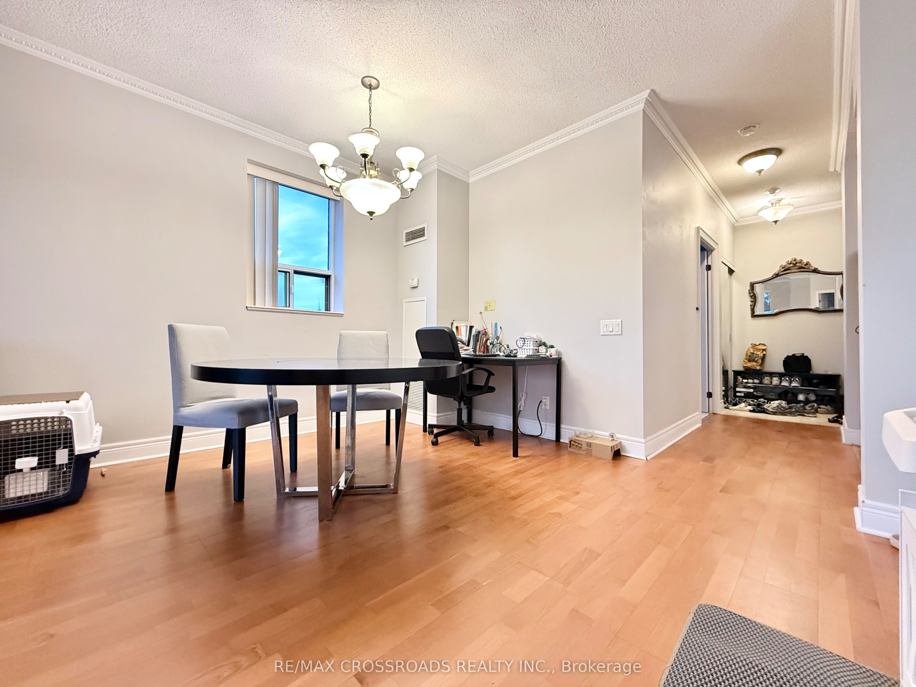 Unit 603 - 1 Clairtrell Road, North York 3