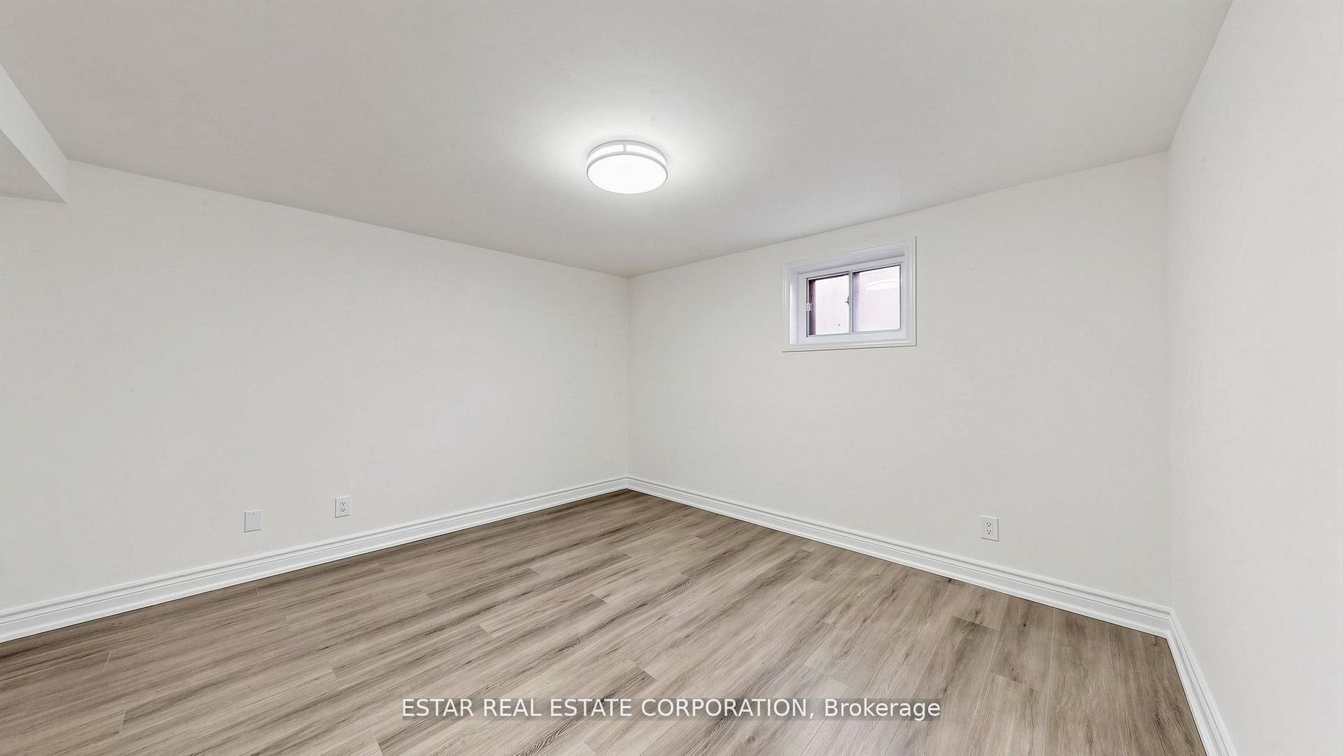 Unit Bsmt - 91 Whitehorn Crescent, North York 4