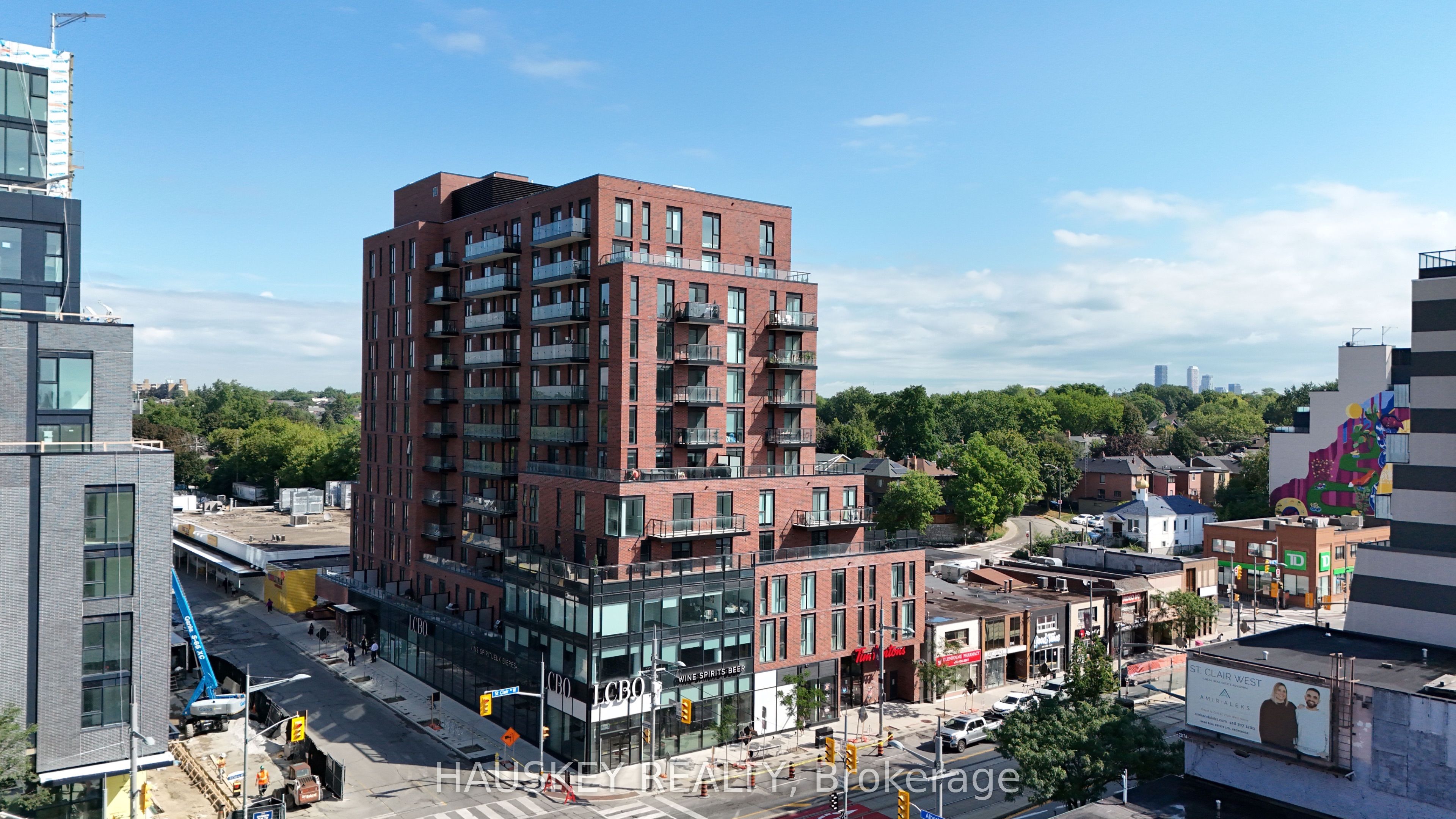 Unit 707 - 185 Alberta Avenue, Toronto 3