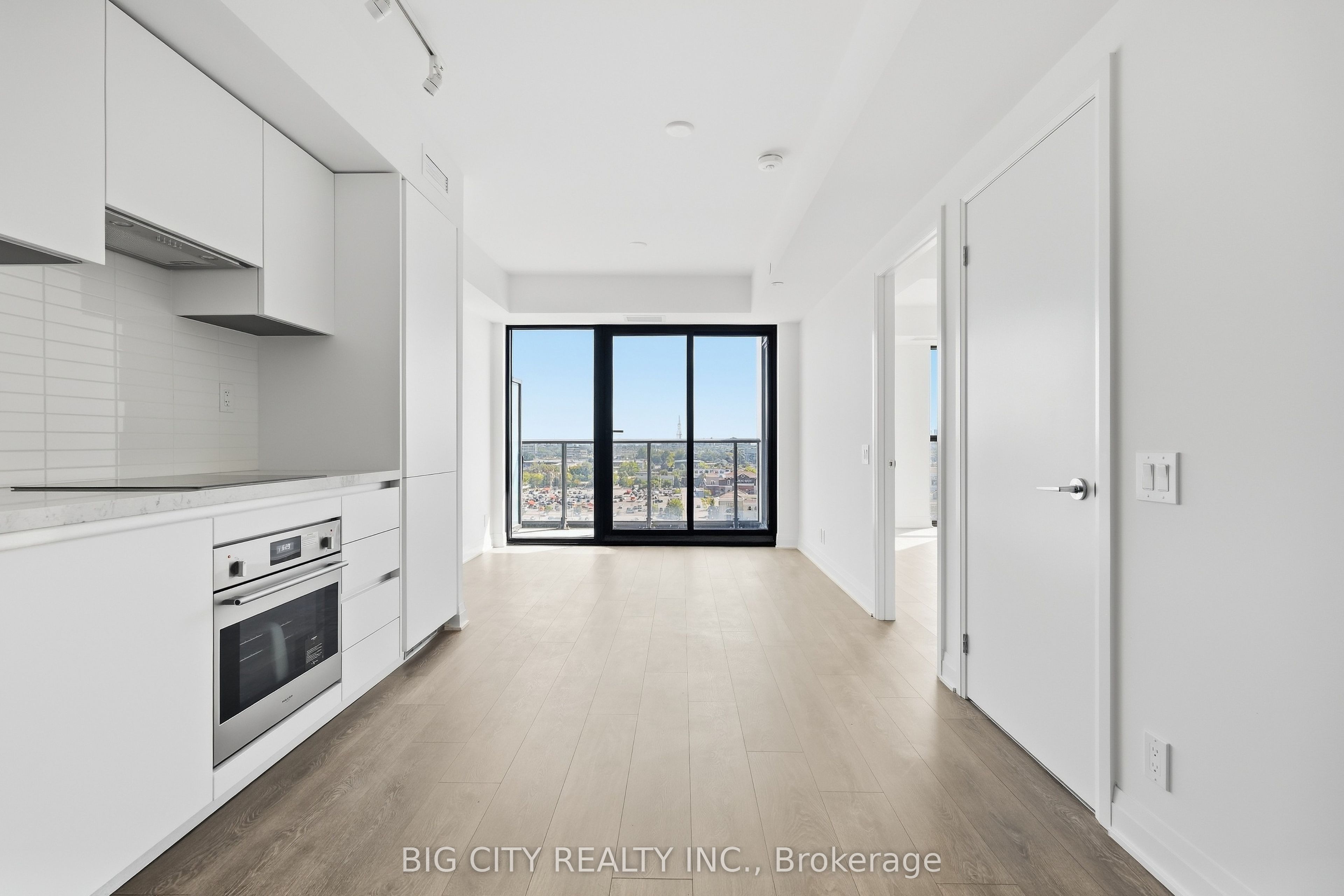Unit 1101 - 25 Frederick Todd Way, Toronto 4