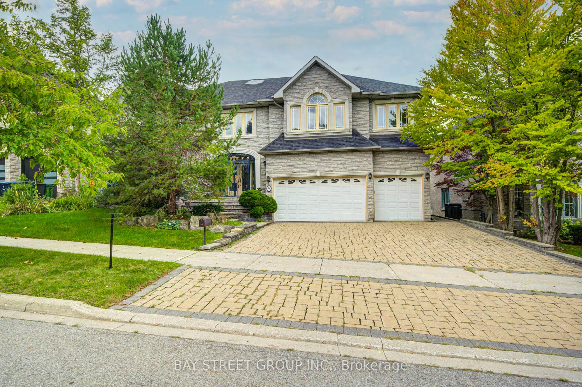 58 Bowan Court, North York 2