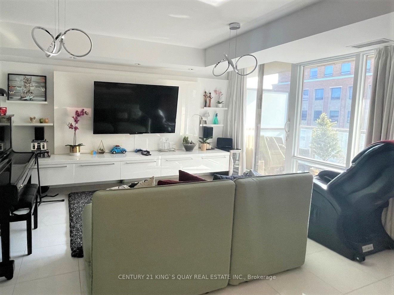 Unit 516 - 1 Bedford Road, Toronto 3
