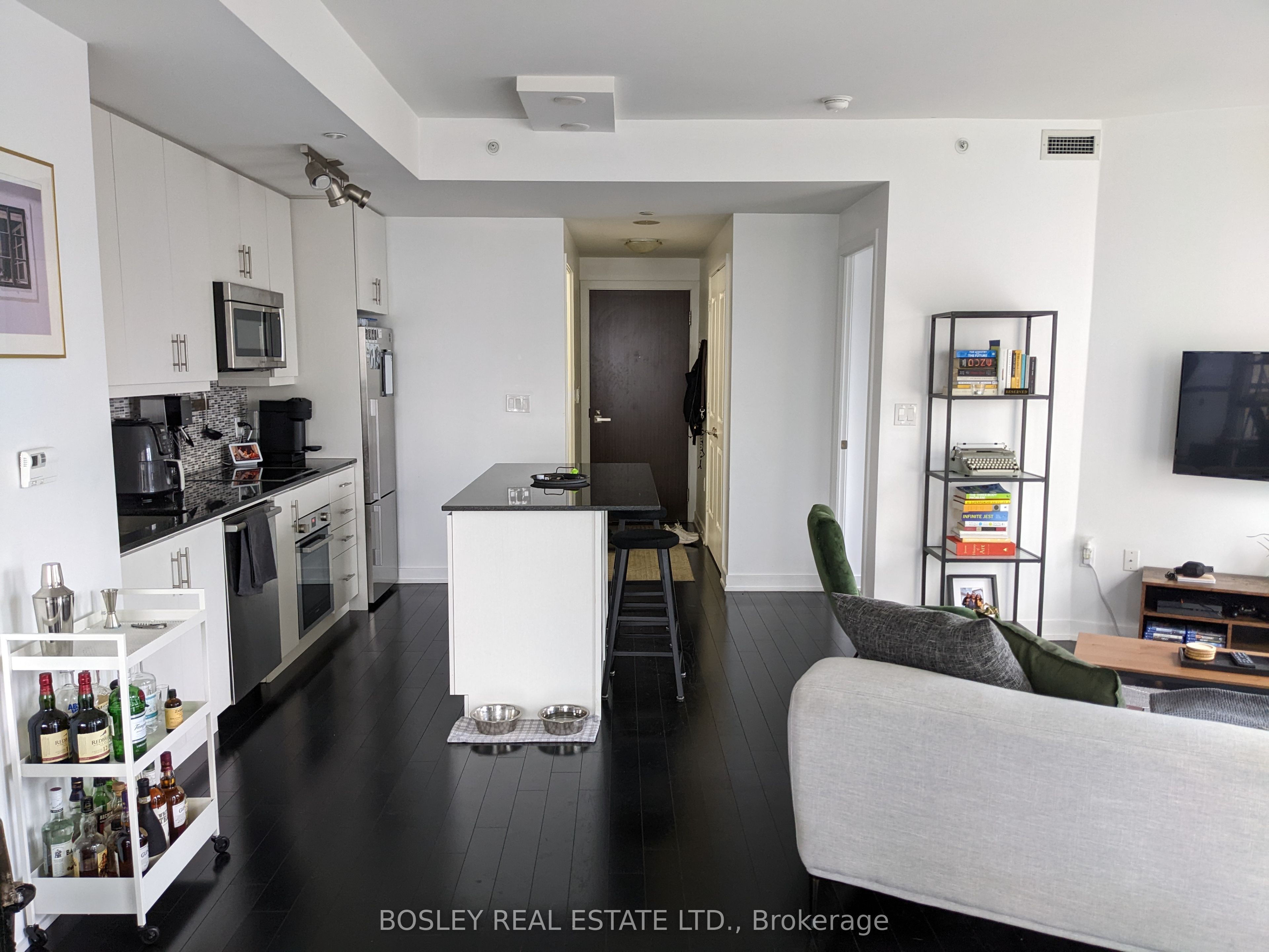 Unit 1806 - 1 The Esplanade Avenue, Toronto 4