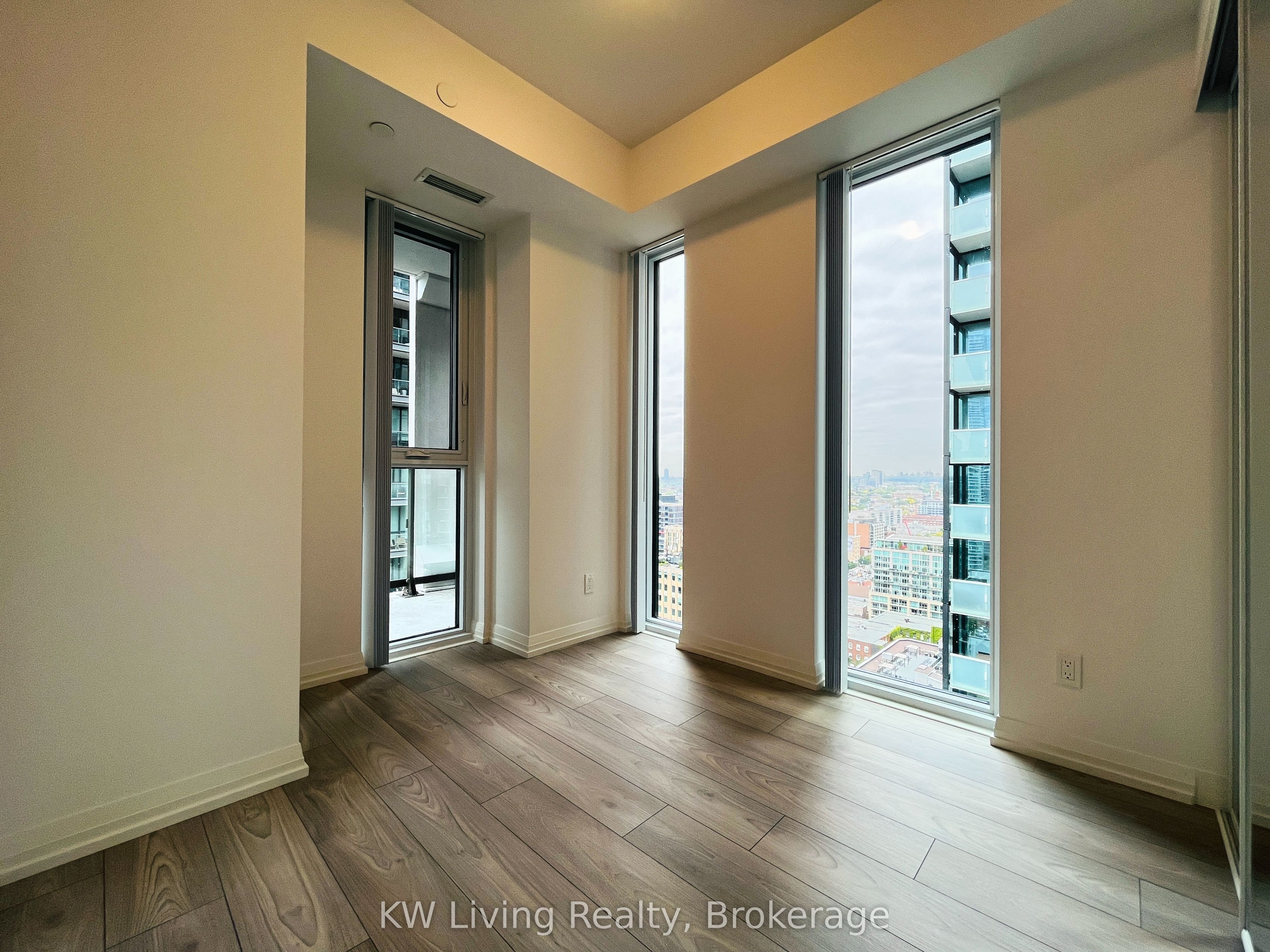 Unit 2622 - 400 King Street W, Toronto 5