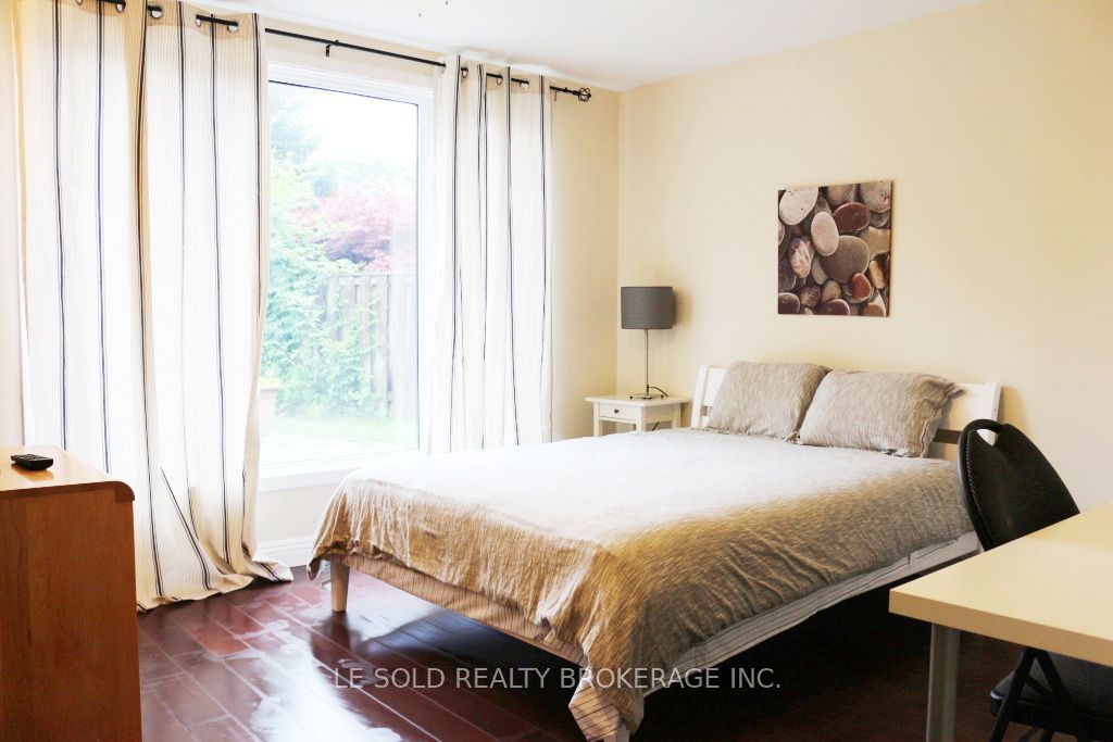 Unit 2nd Floor Room - 21 Revcoe Drive, North York 2