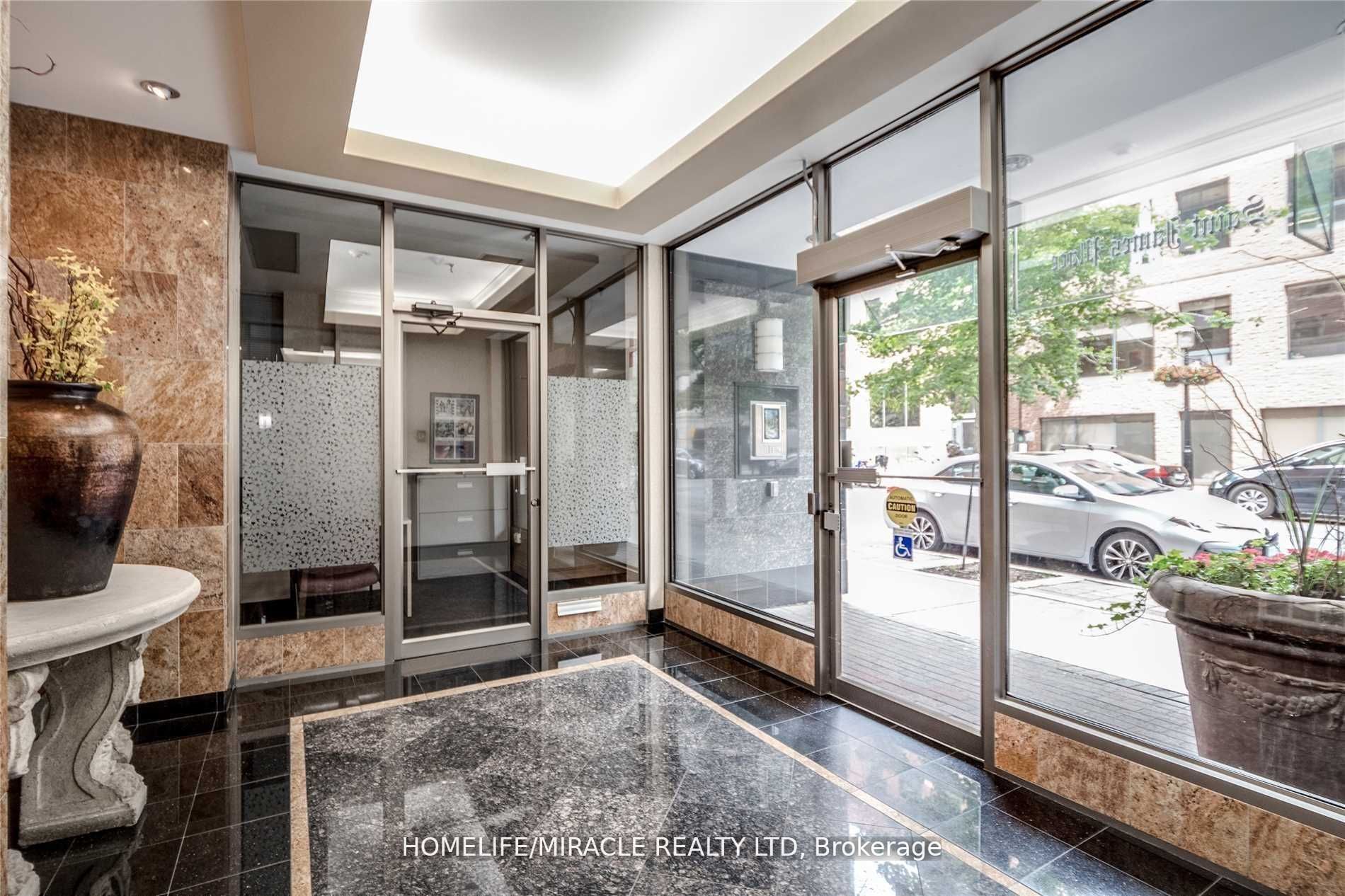 Unit 605 - 95 Lombard Street, Toronto 2