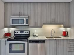 Unit 413 - 68 Merton Street W, Toronto 4