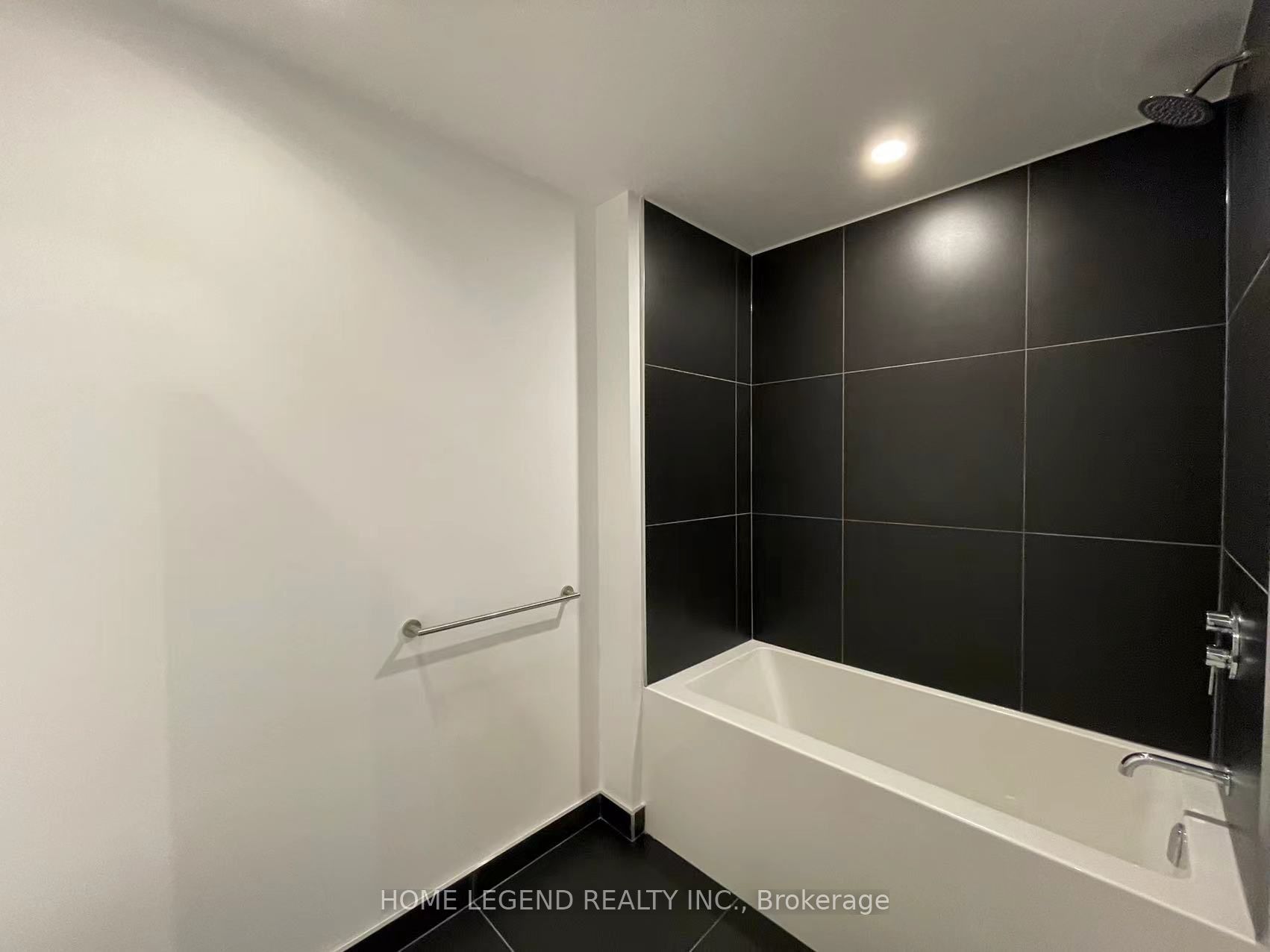 Unit 715 - 20 Edward Street, Toronto 4