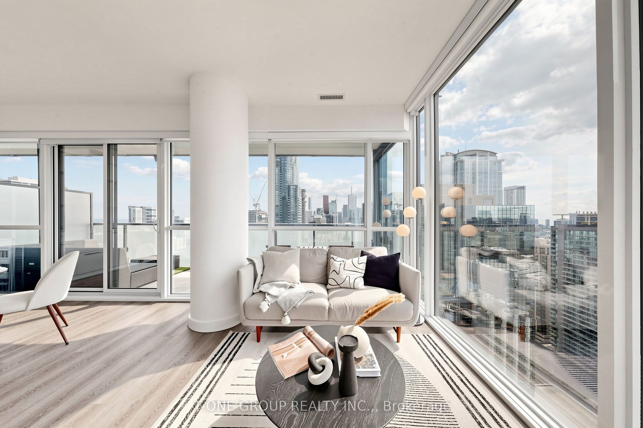 Unit 3403 - 15 Grenville Street, Toronto 4