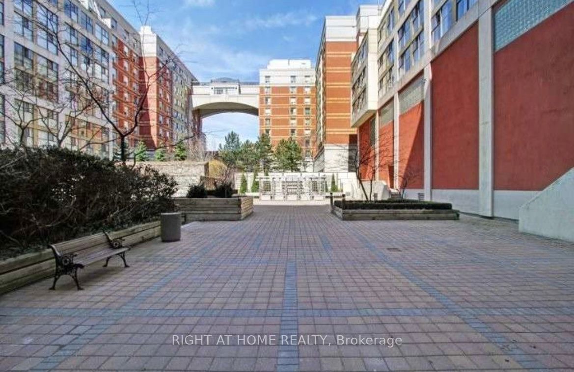 Unit 315 - 222 The Esplanade, Toronto 5