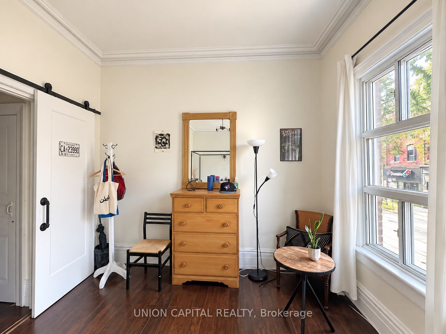 Unit 2nd Fl - 459 Queen Street W, Toronto 2