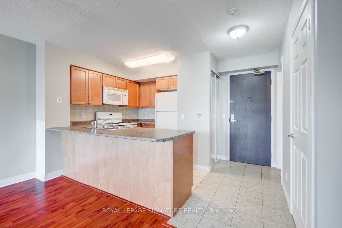 Unit 509 - 51 Lower Simcoe Street, Toronto 2