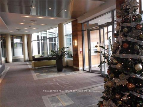 Unit 527 - 230 Queens Quay, Toronto 2