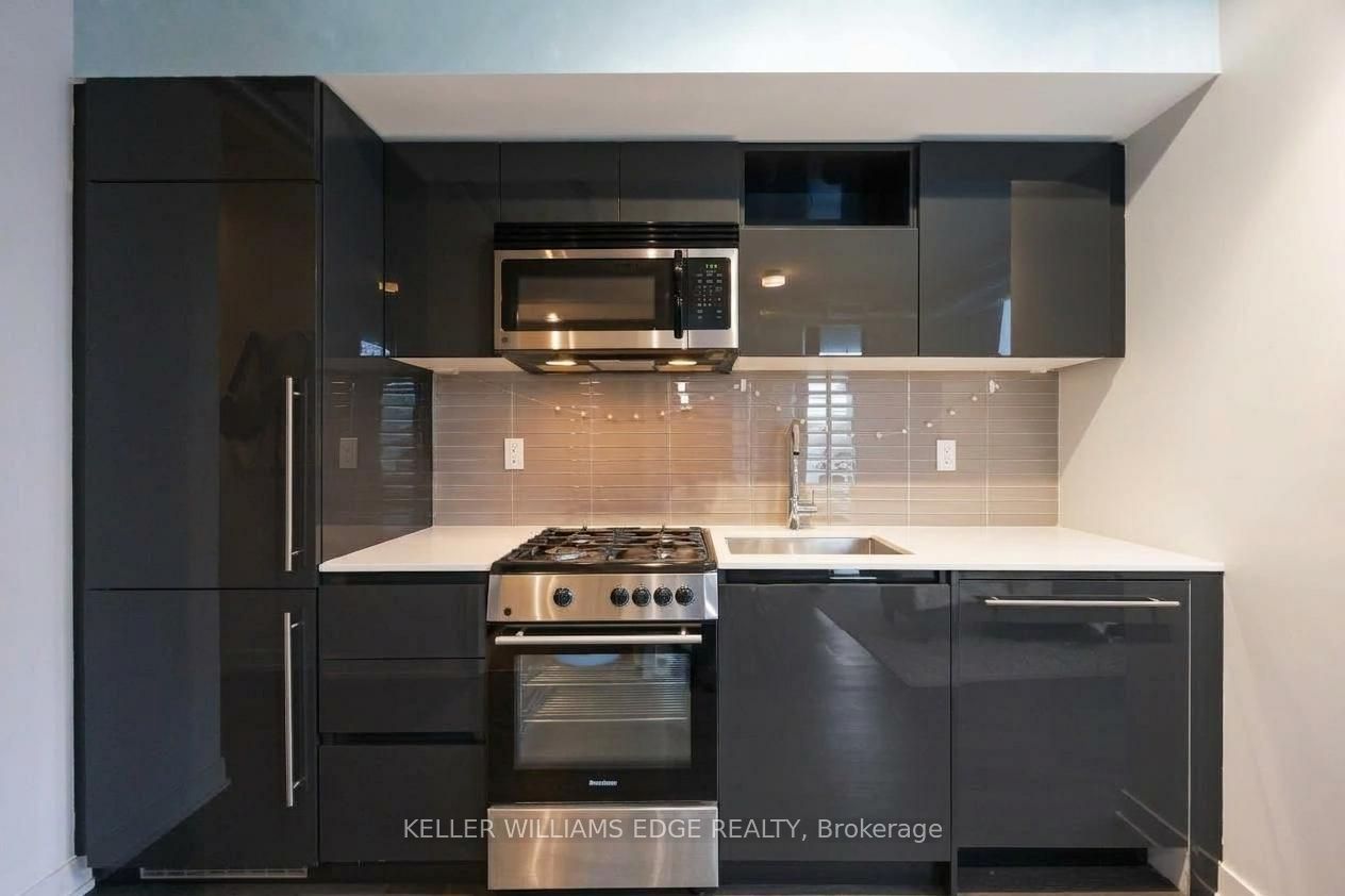 Unit 204 - 109 Wolseley Street E, Toronto 5