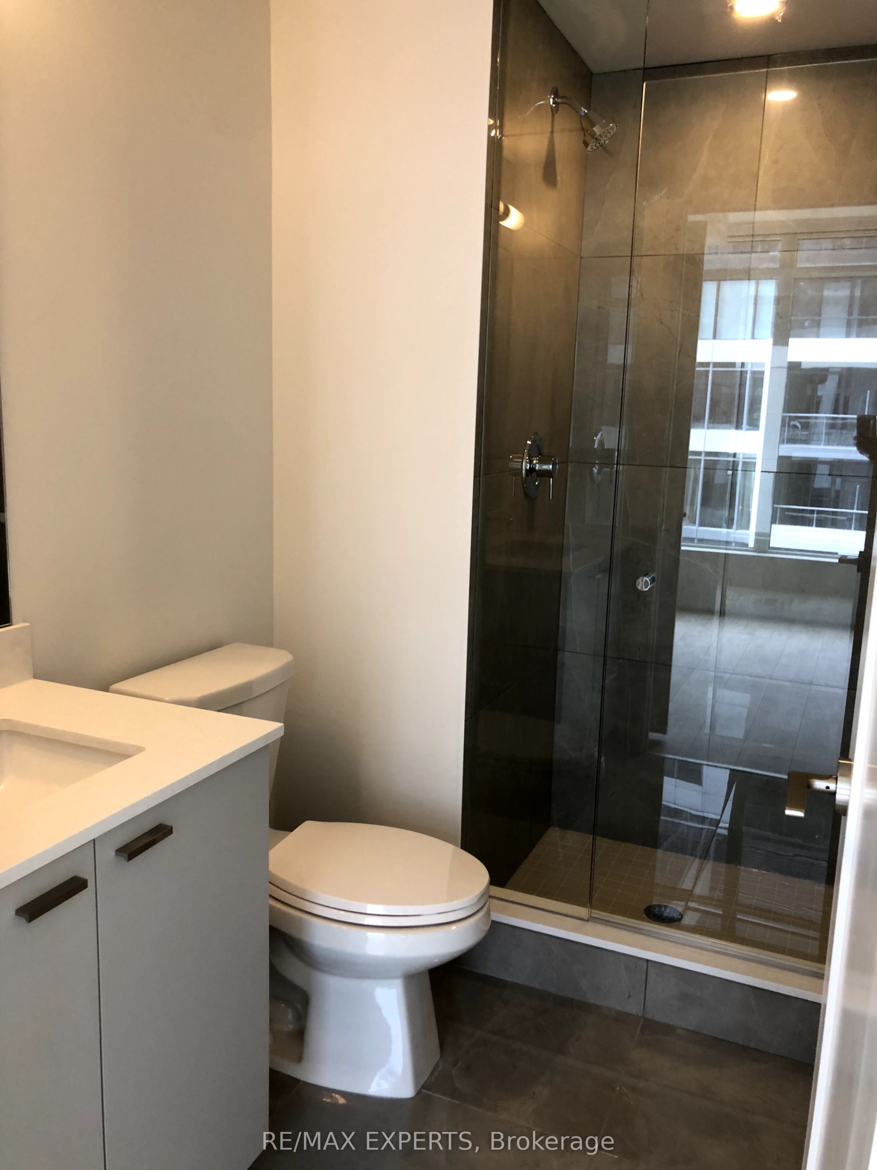 Unit 1214W - 27 Bathurst Street, Toronto 4