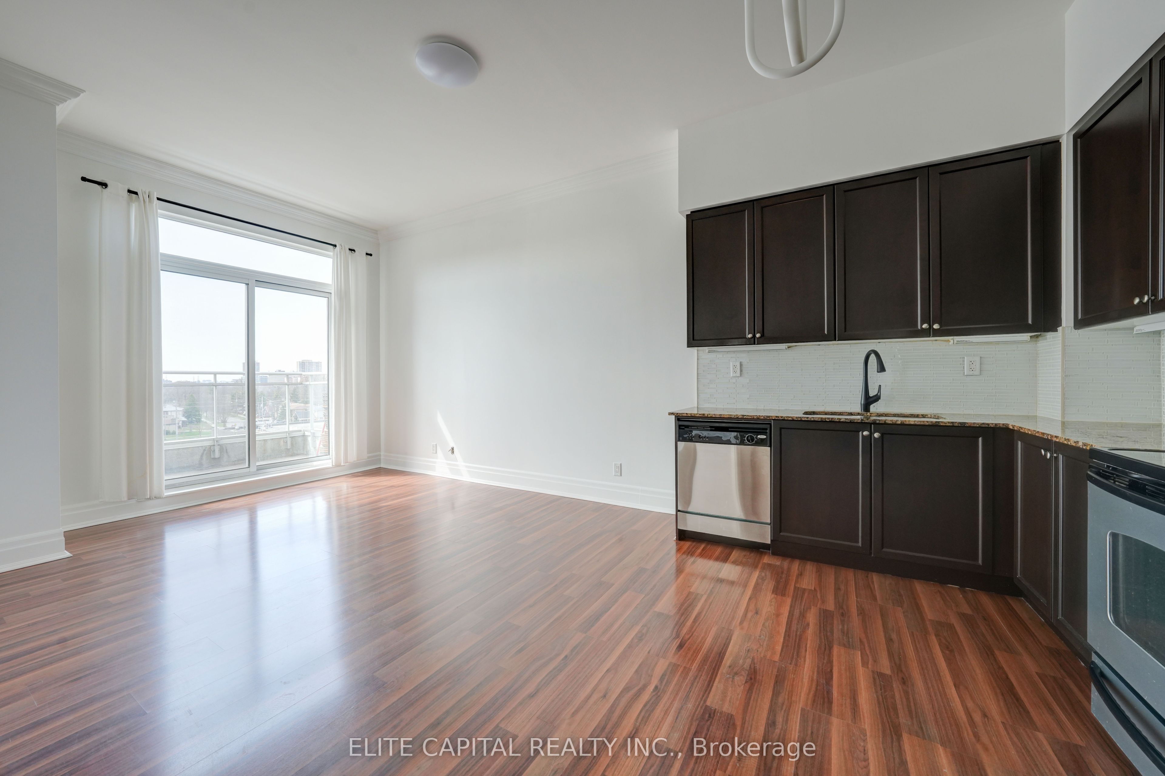 Unit 709 - 777 Steeles Avenue W, North York 3