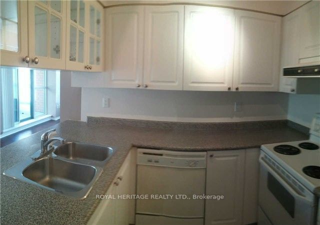 Unit 1506 - 887 Bay Street, Toronto 2