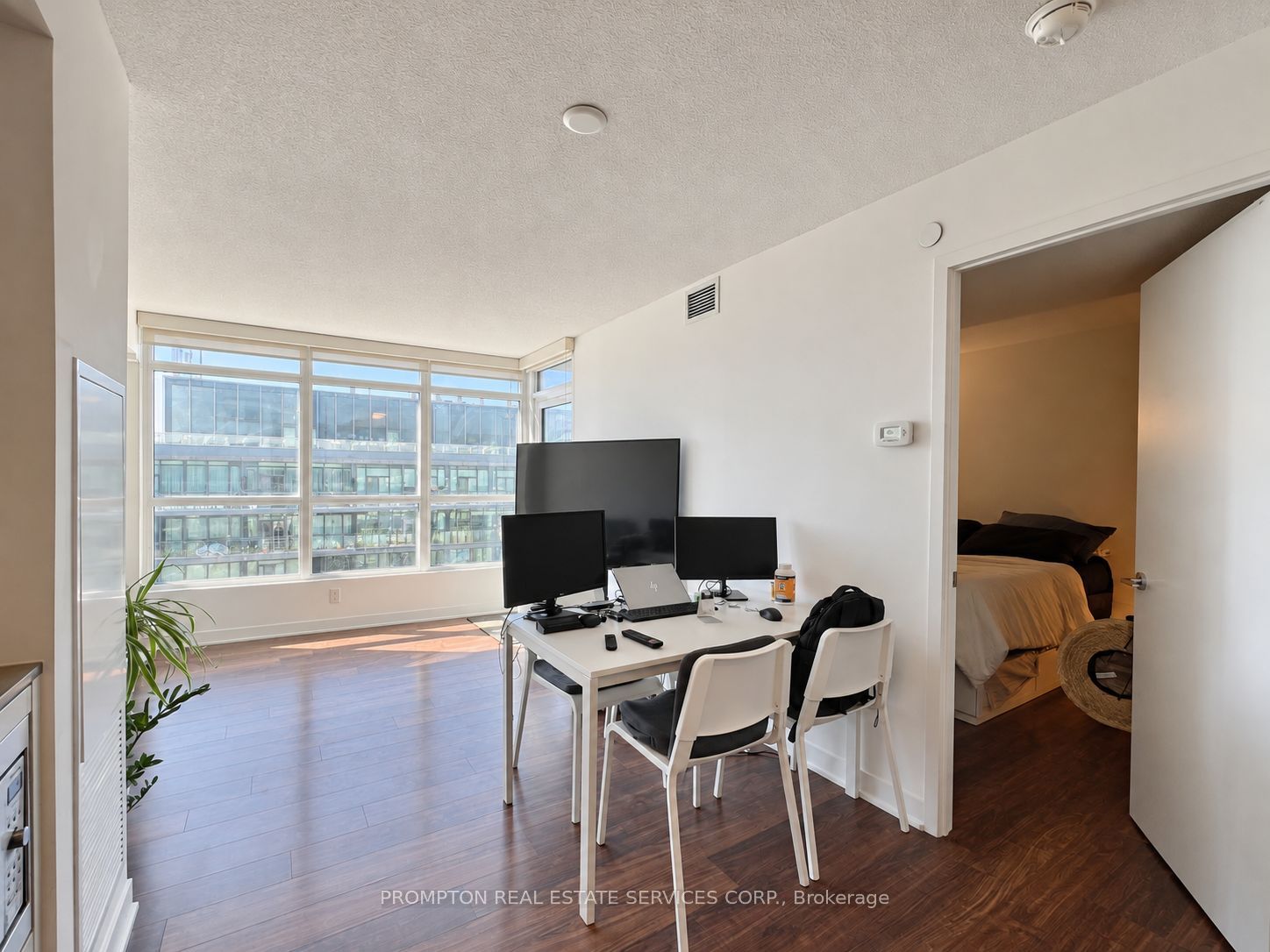 Unit 1615 - 80 Queens Wharf Road, Toronto 3