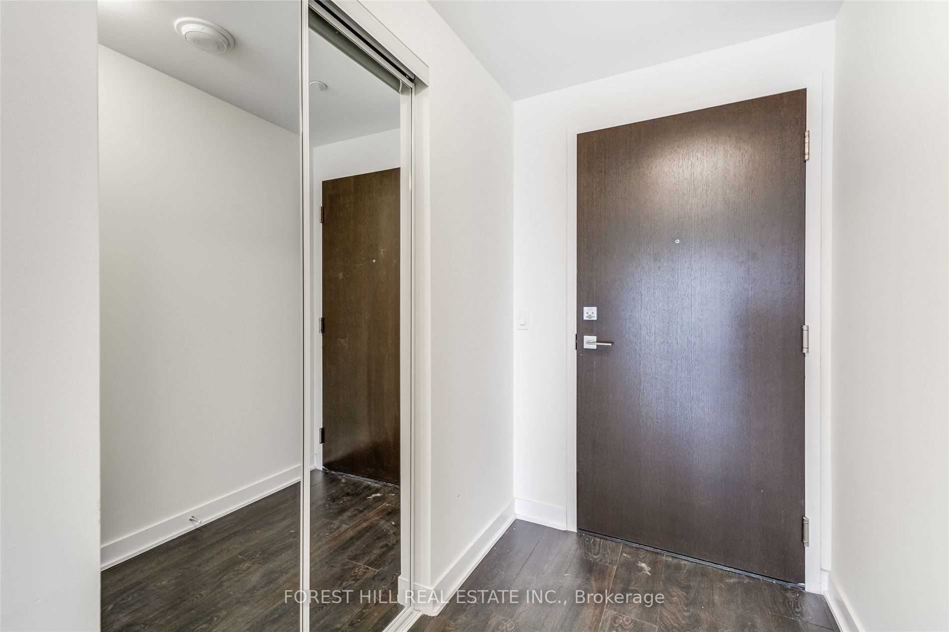Unit 4201 - 2221 Yonge Street, Toronto 3