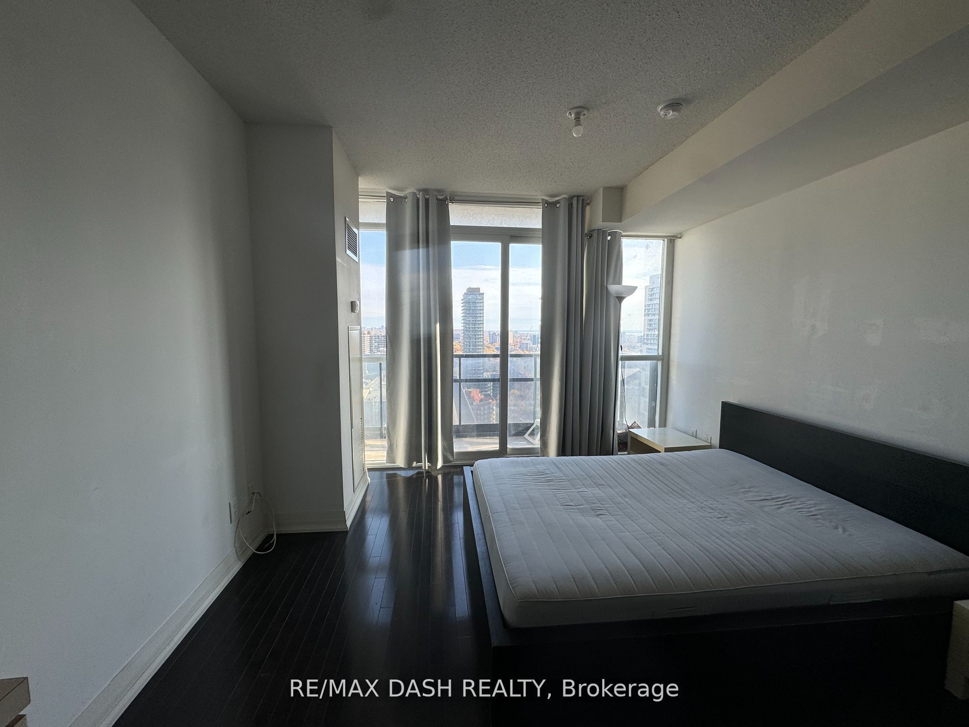 Unit 2701 - 25 Carlton Street, Toronto 4