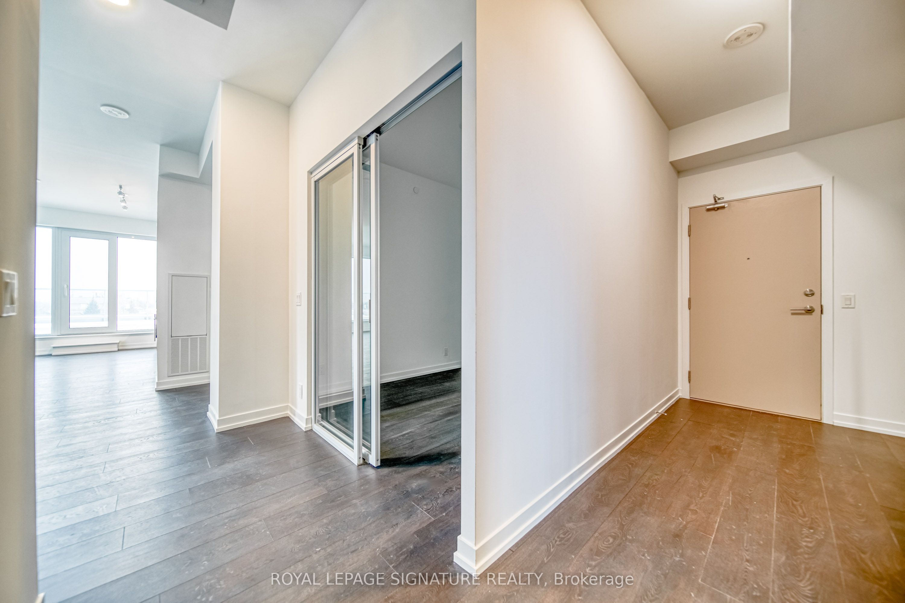 Unit 807 - 2020 Bathurst Street, Toronto 4