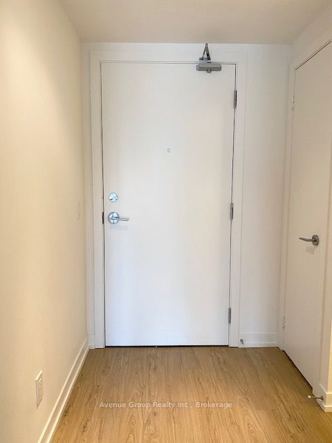 Unit 716 - 85 Wood Street, Toronto 4