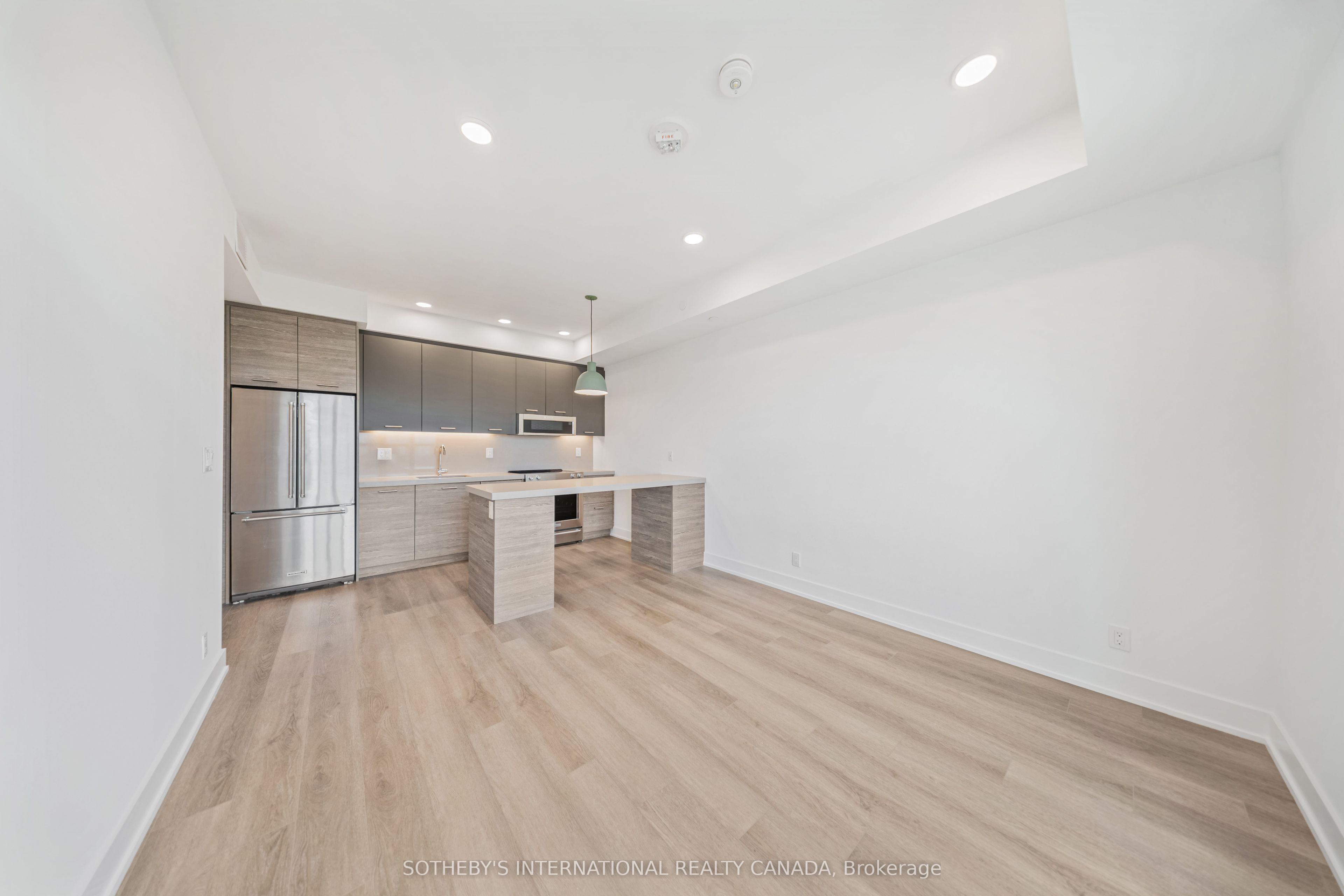 Unit 404 - 484 Spadina Avenue, Toronto 5