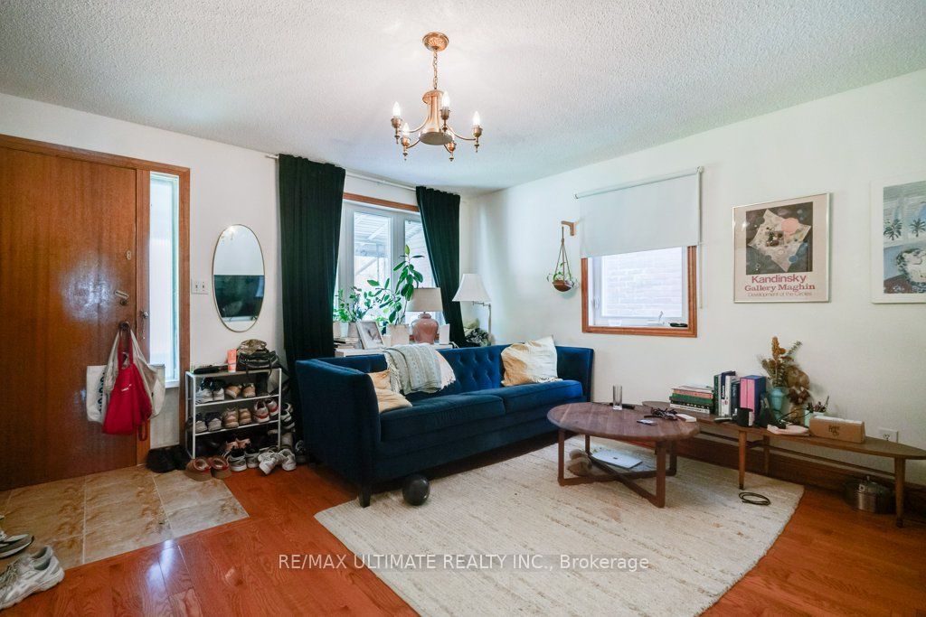 Unit Main - 53 Churchill Avenue, Toronto 2