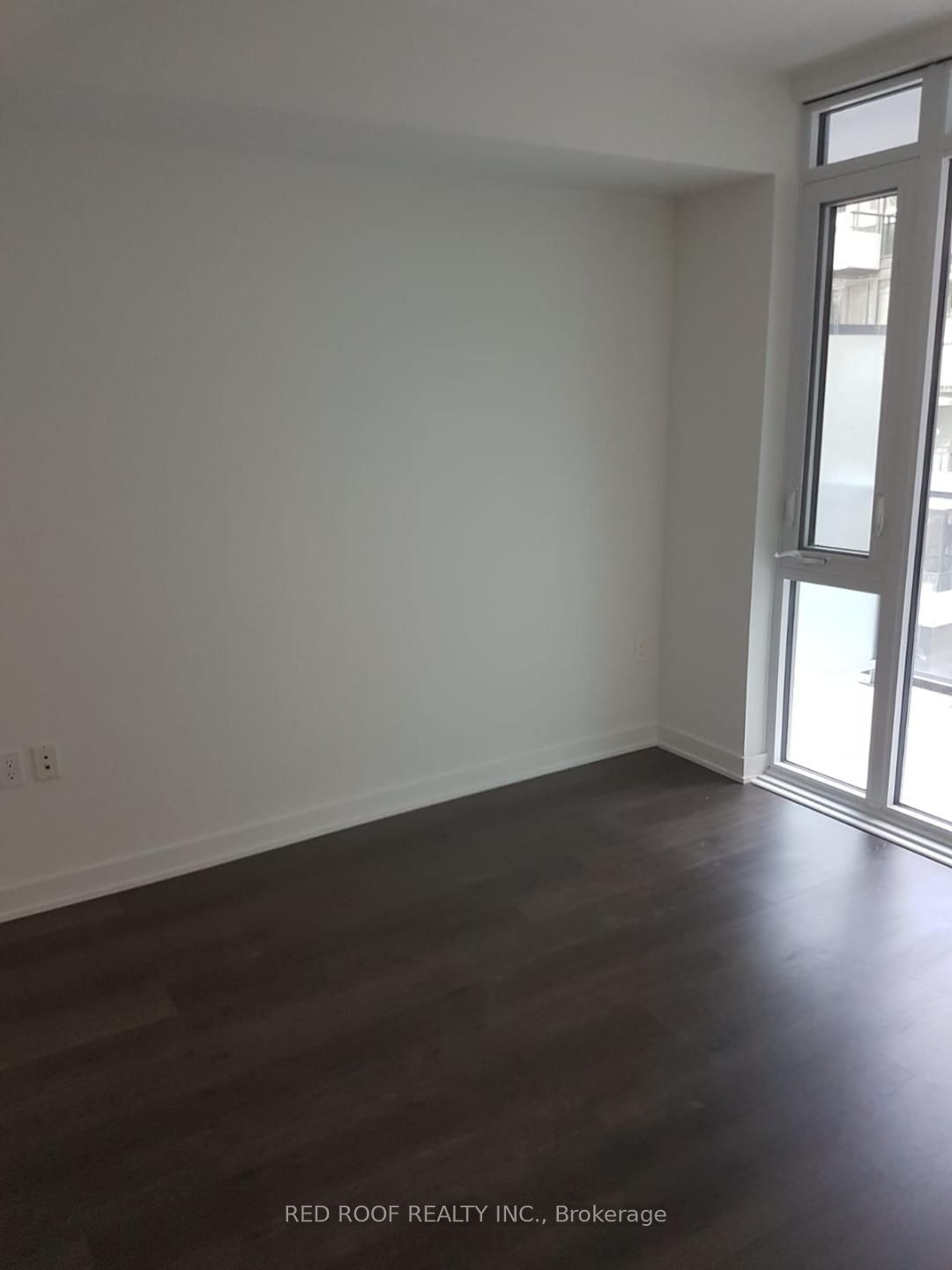 Unit 527E - 576 Front Street W, Toronto 4