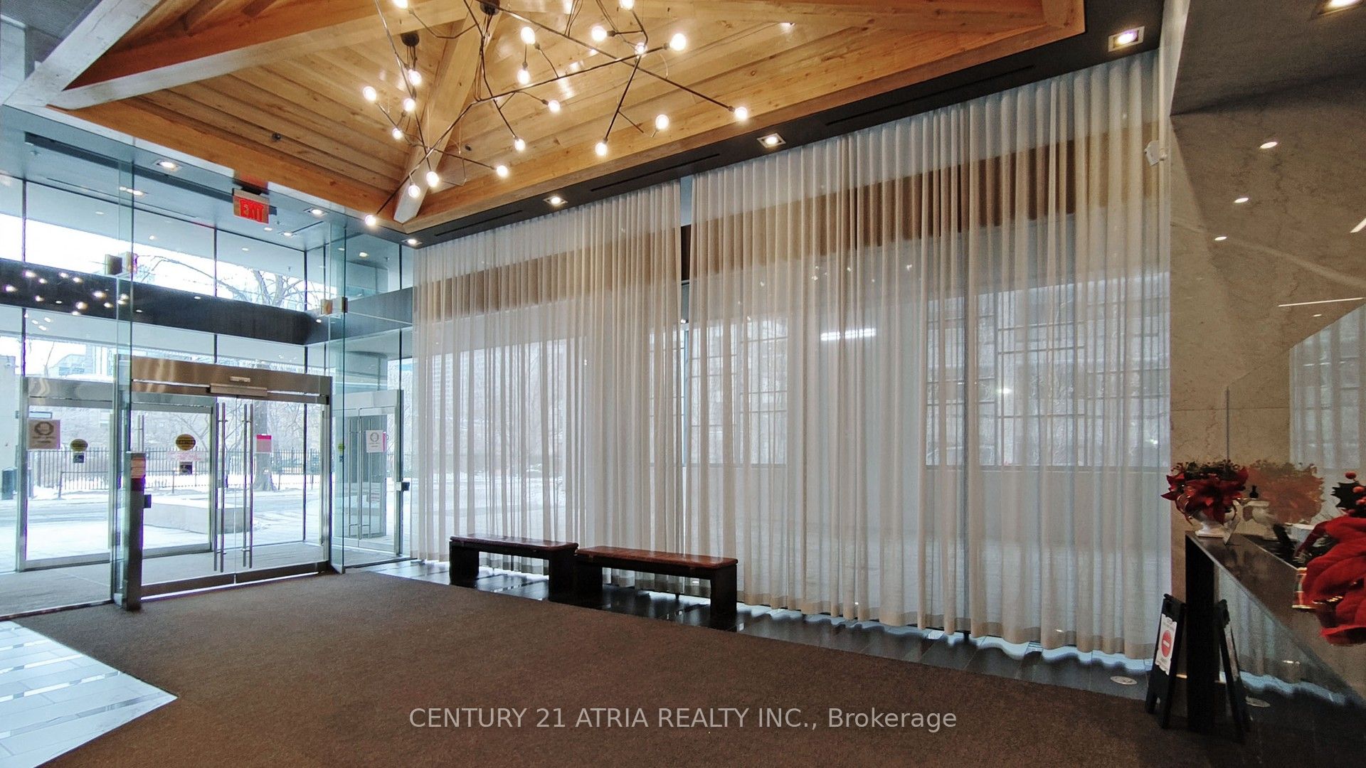 Unit 1003 - 210 Simcoe Street, Toronto 4
