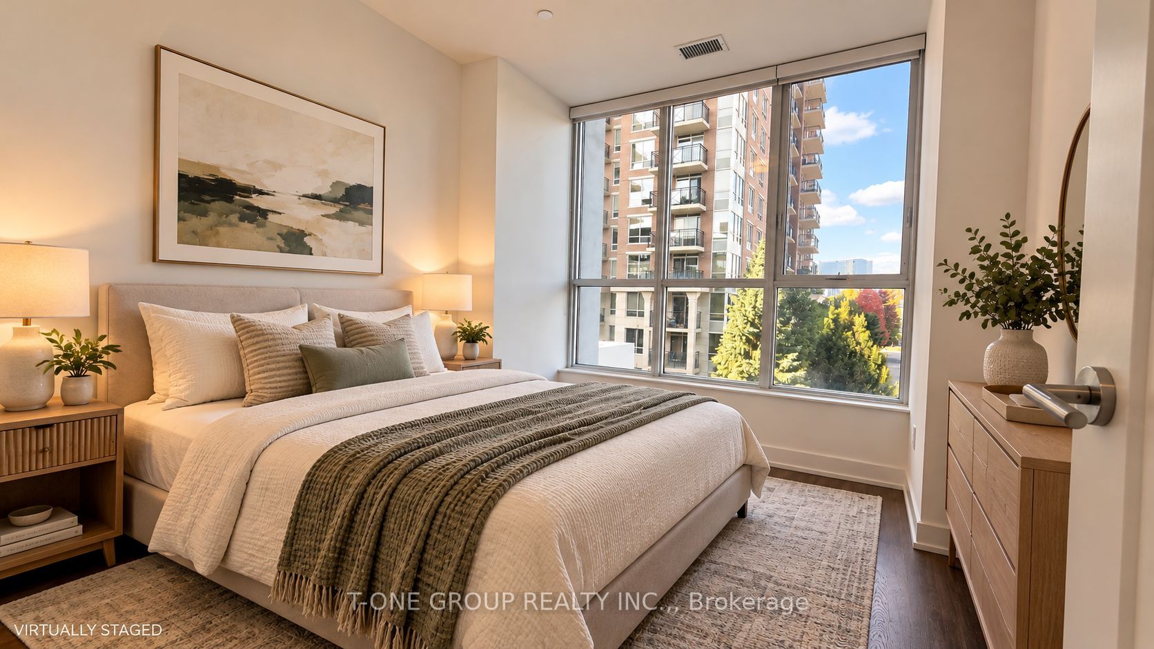 Unit 406 - 30 Inn on the Park Drive, North York 3