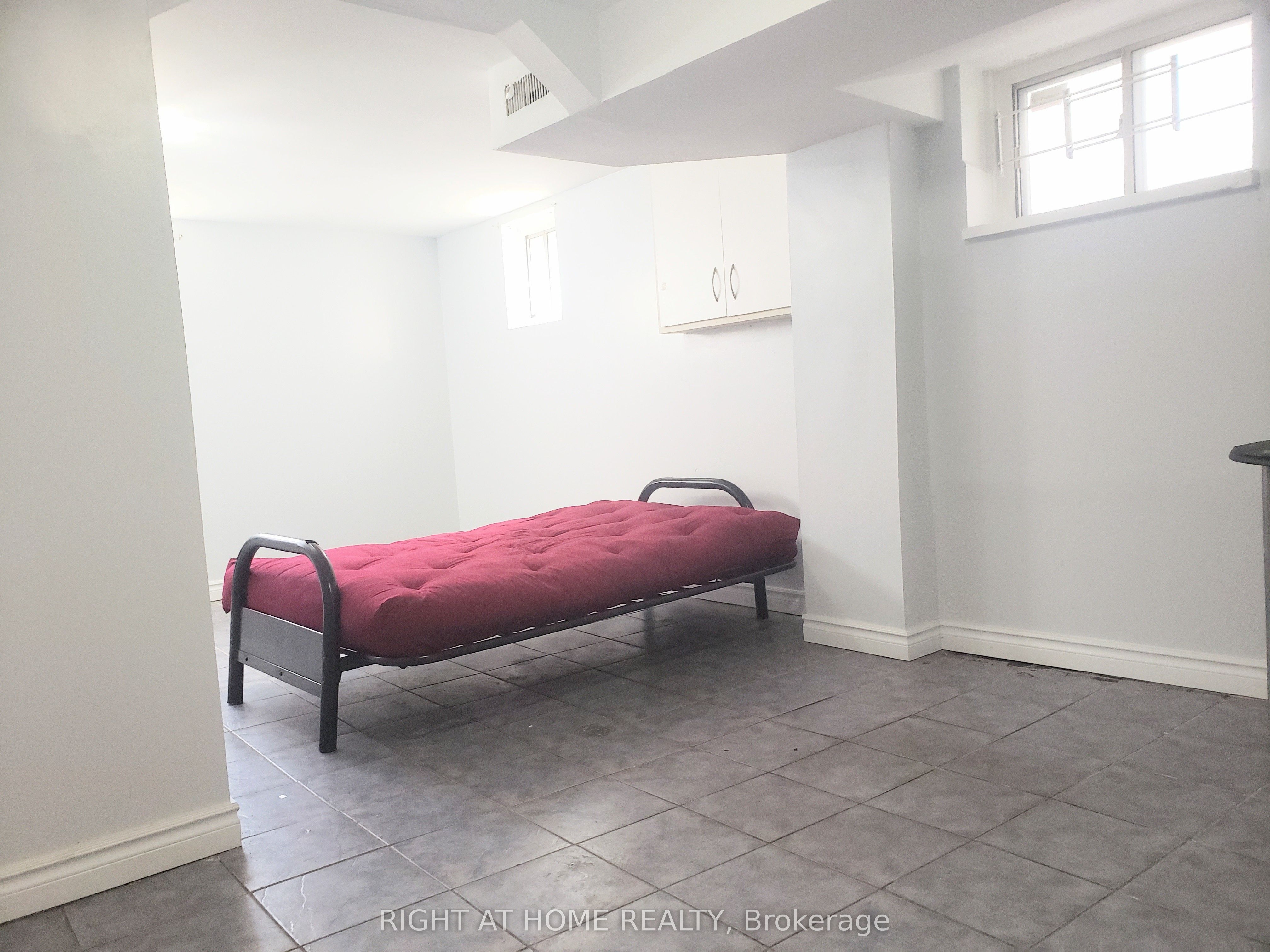 Unit BSMT - 685 Greenwood Avenue, Toronto 4