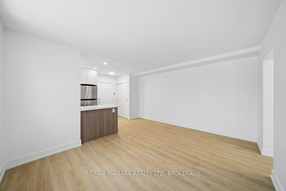 Unit Unit A - 993 O'connor Drive, Toronto 4