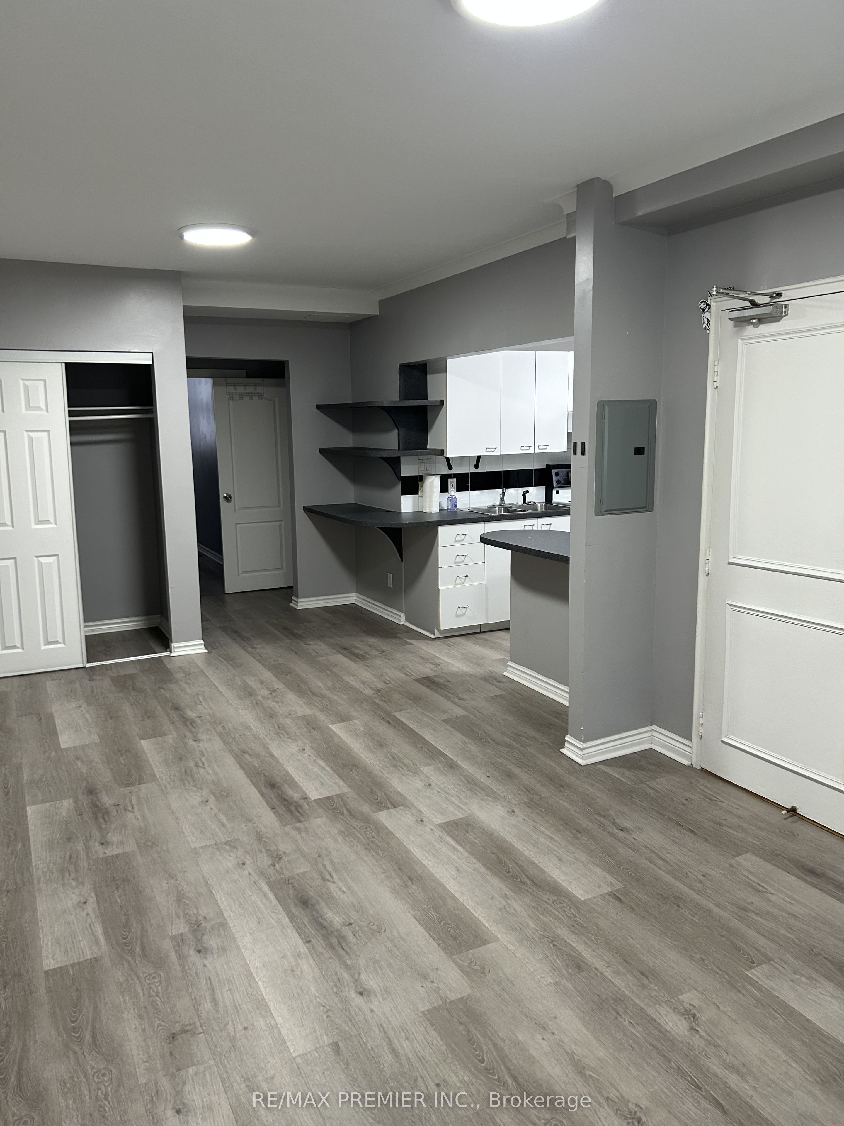 Unit Lower - 9 Bracebridge Avenue, Toronto 4