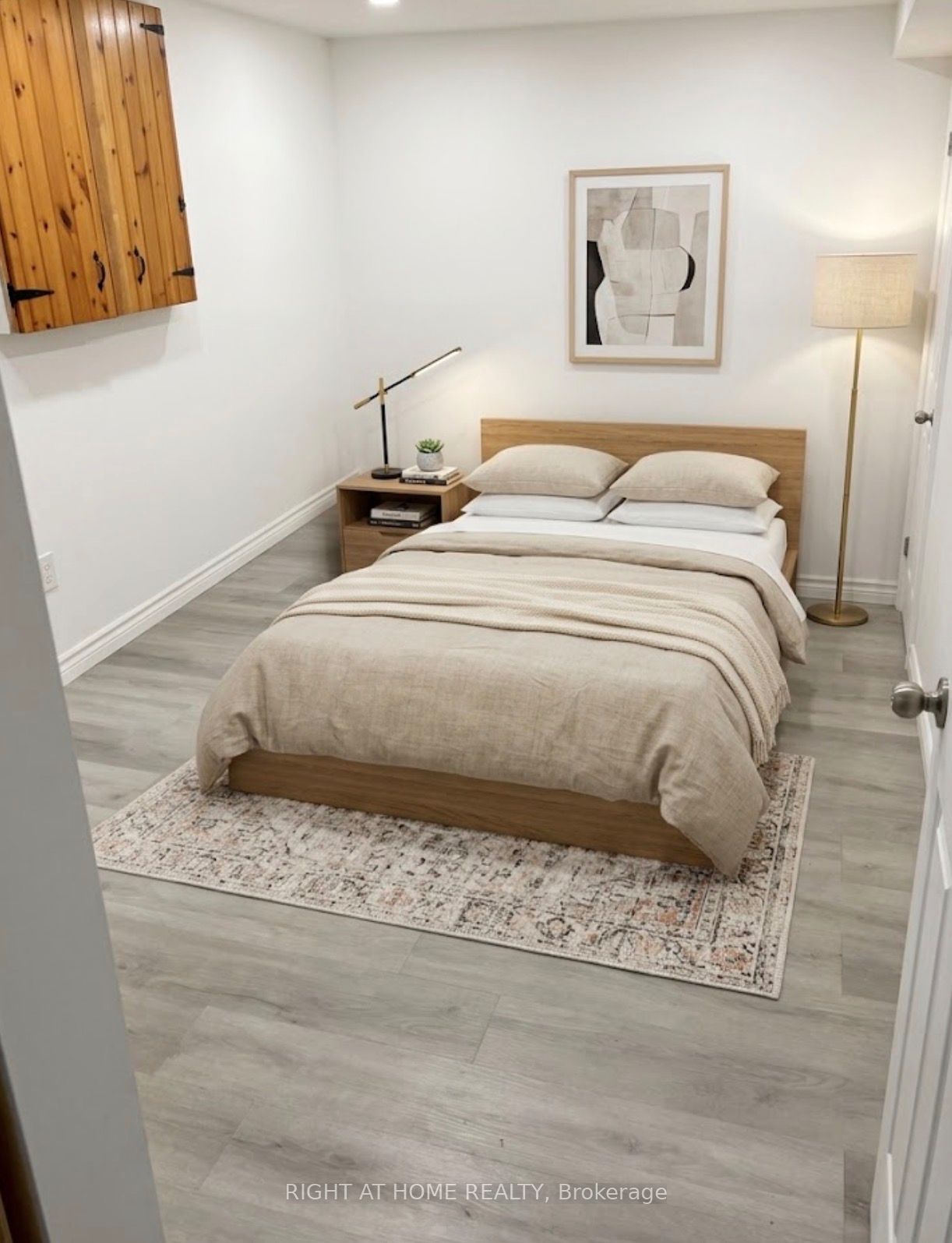 Unit Lower - 46 Shrewsbury Square, Scarborough 2