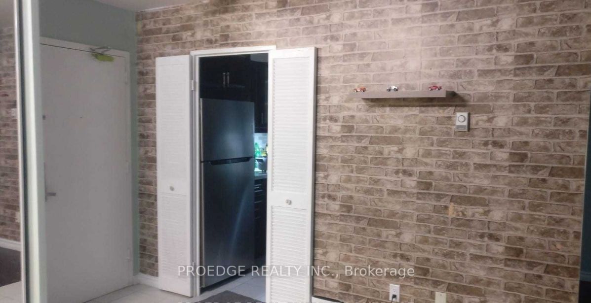 Unit 102 - 5 Massey Square, Toronto 3