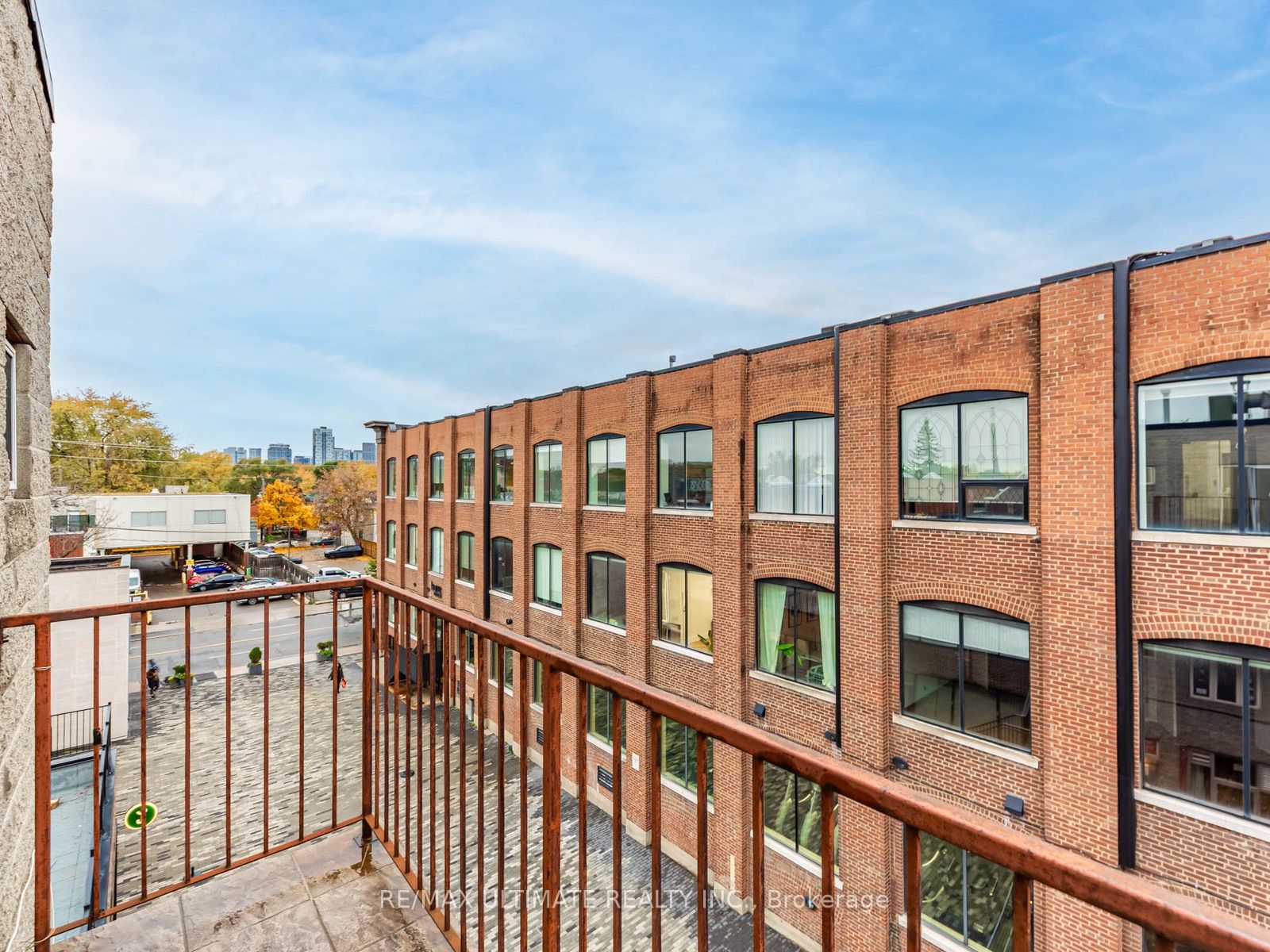 Unit 4 - 996 Queen Street E, Toronto 4
