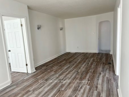 Unit Unit 1 - 128 Wilson Road S, Oshawa 3